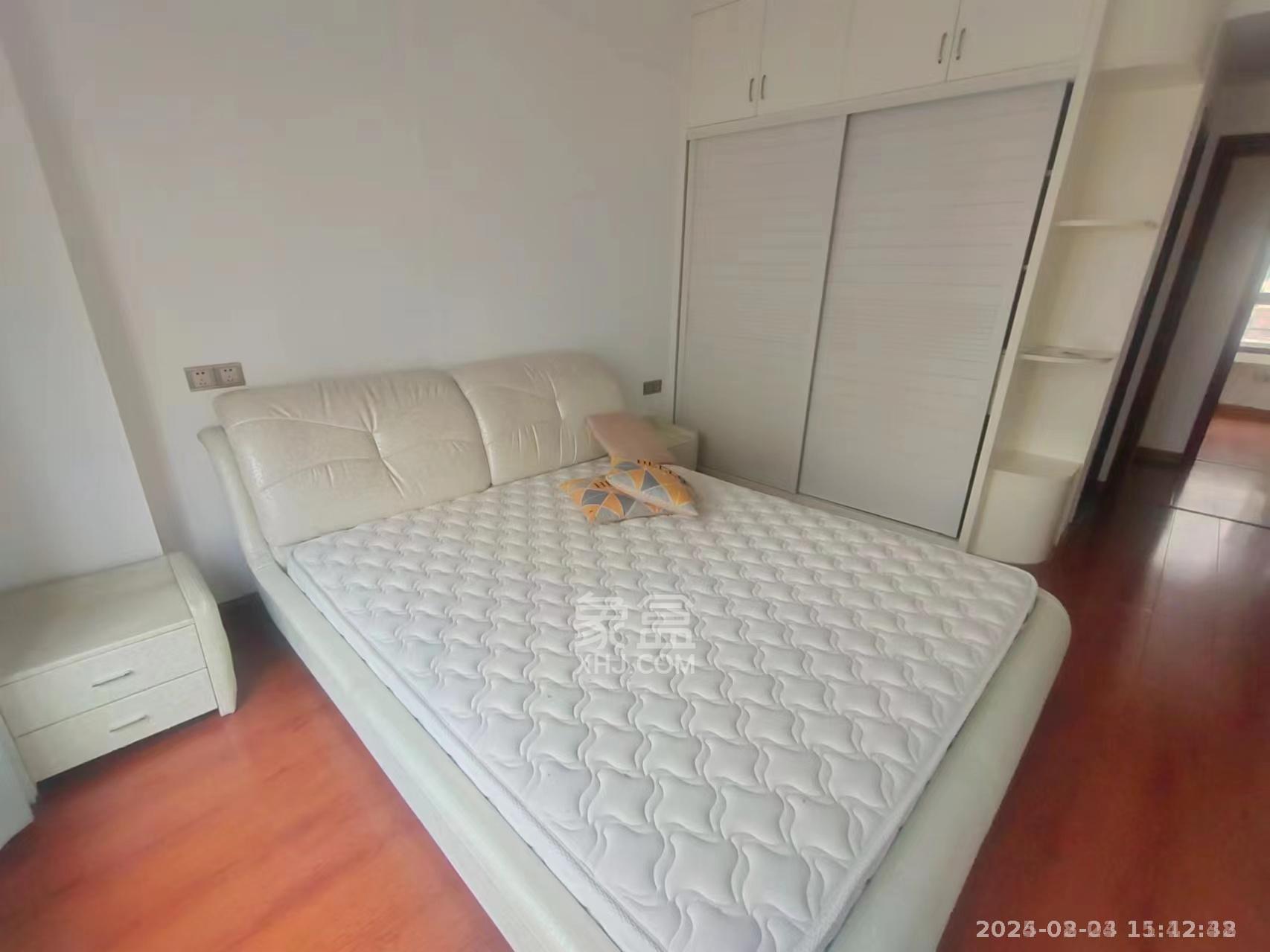 佳兆业金域天下二期 3室2厅2卫 1800.0元/月 佳兆业金域天下二期 3室2厅2卫 1800.0元/月室内图