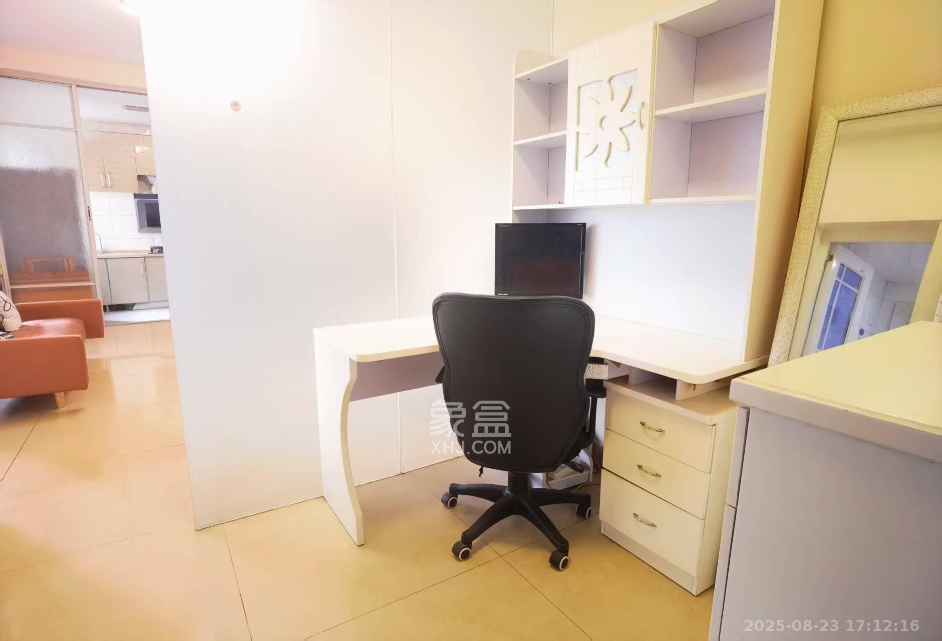 芙蓉同发 1室1厅1卫 2000.0元/月 芙蓉同发 1室1厅1卫 2000.0元/月室内图