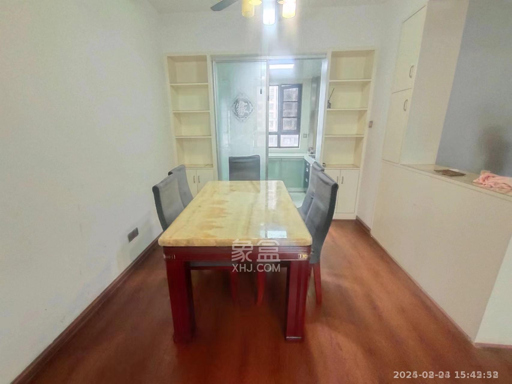 香山美境 2室2厅1卫 1400.0元/月 香山美境 2室2厅1卫 1400.0元/月室内图