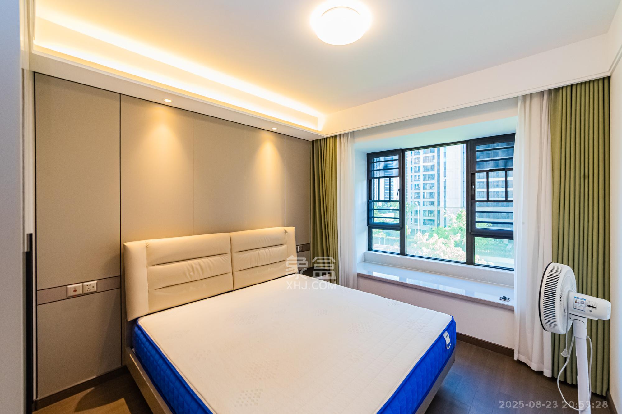 龙湖春江天玺  3室2厅2卫    145.0万 龙湖春江天玺  3室2厅2卫    145.0万卧室