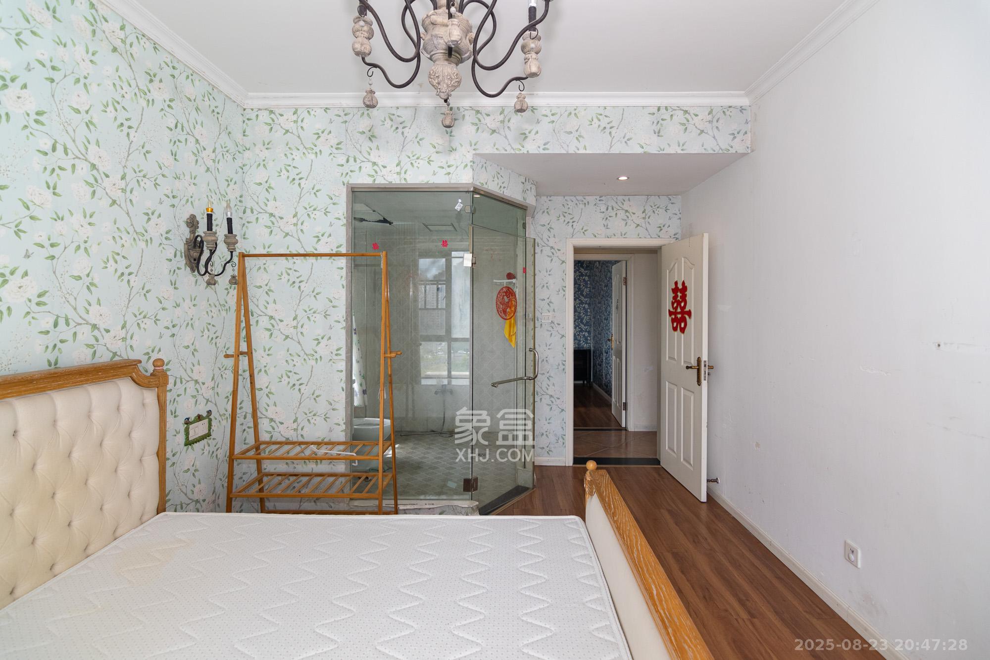 湖南报业文化城(米地亚家园) 4室2厅2卫 69.0万 湖南报业文化城(米地亚家园) 4室2厅2卫 69.0万卧室