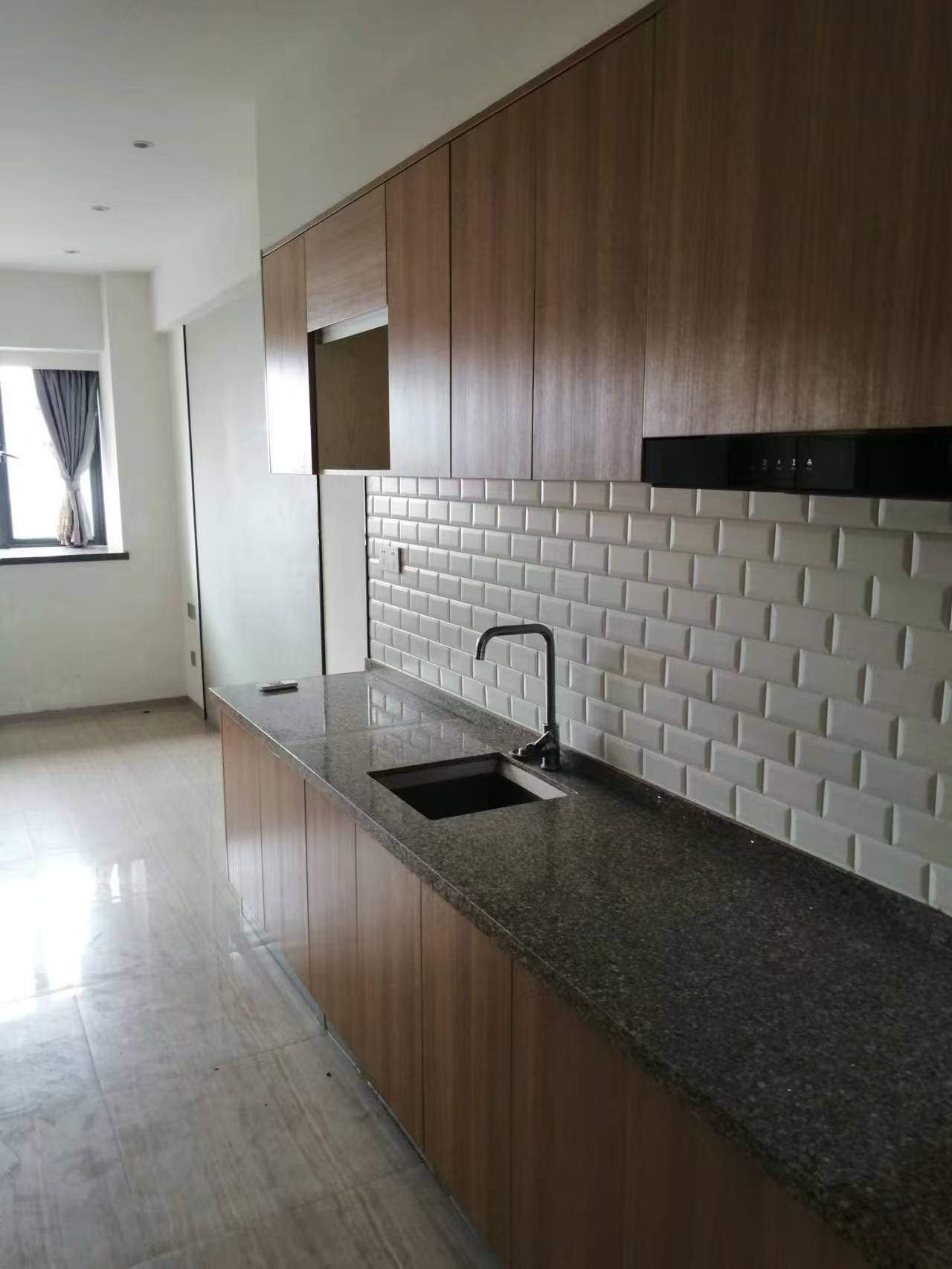 海航豪庭北苑 1室1厅1卫 2000.0元/月 海航豪庭北苑 1室1厅1卫 2000.0元/月室内图