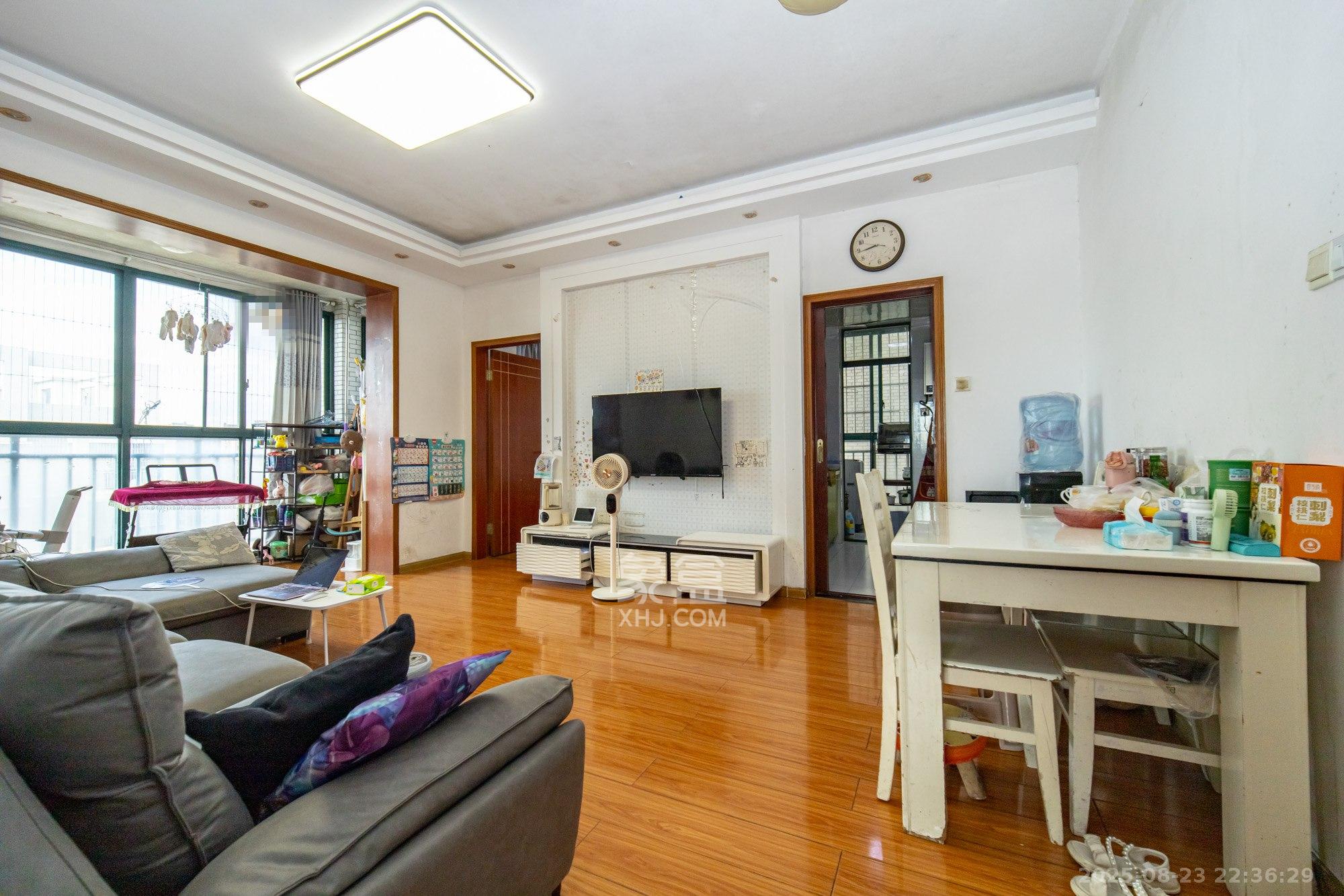 松雅湖畔  3室2厅1卫    45.0万客厅