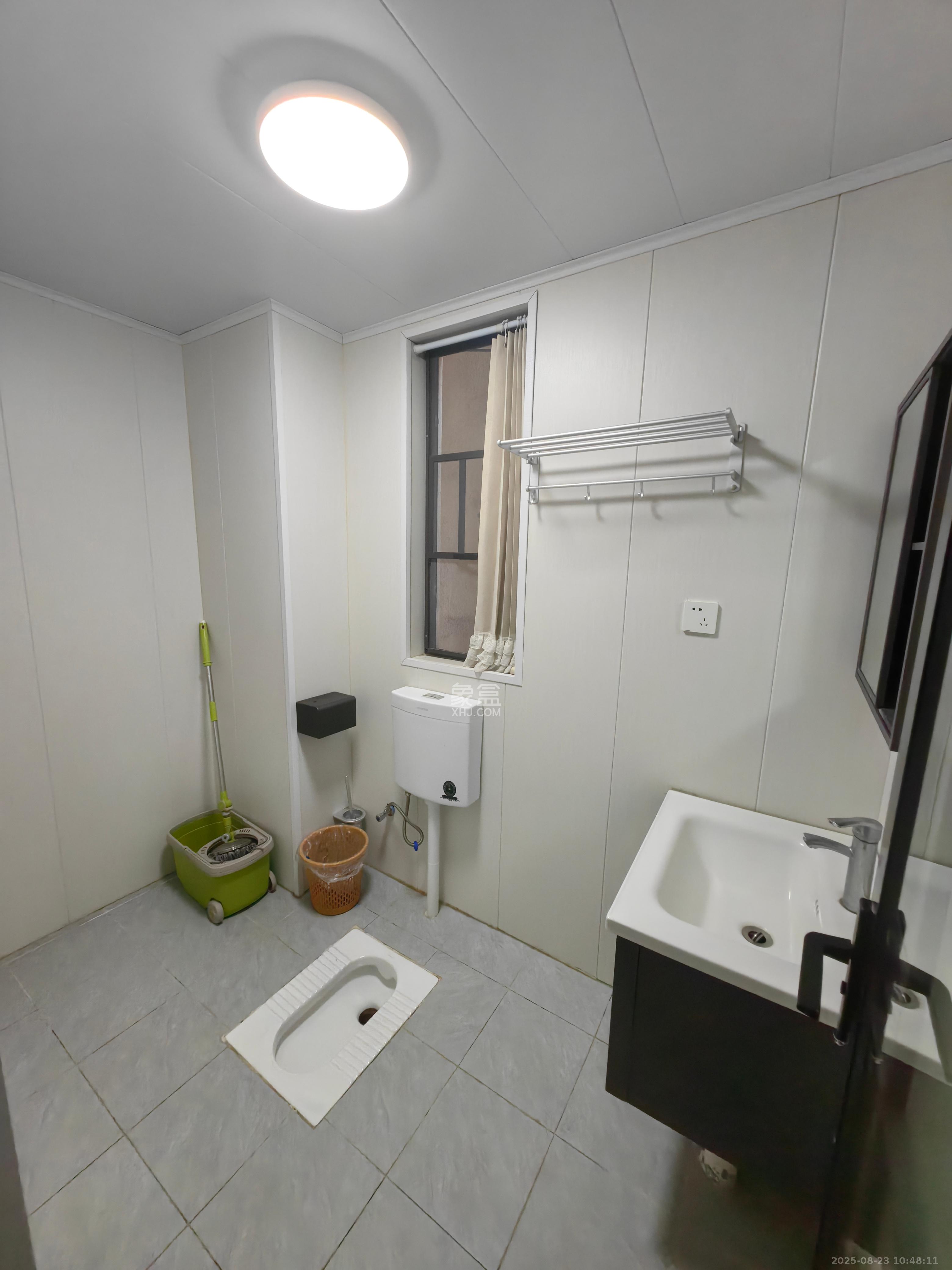 长沙美的梧桐庄园  3室2厅2卫    2500.0元/月 长沙美的梧桐庄园  3室2厅2卫    2500.0元/月室内图