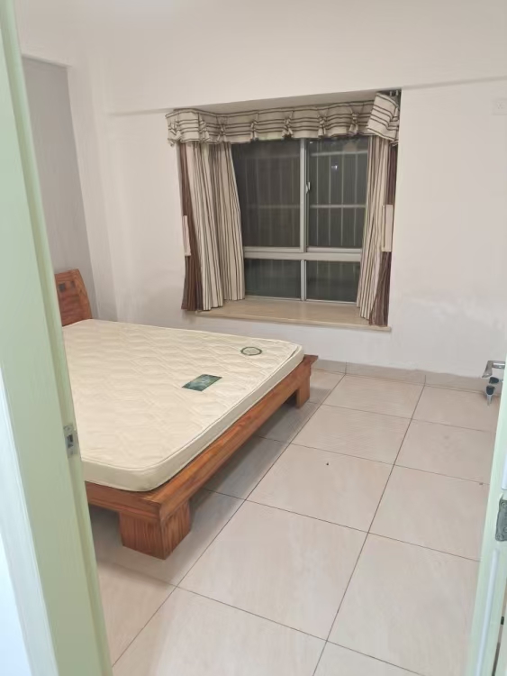 中豪花园 3室2厅2卫 2300.0元/月 中豪花园 3室2厅2卫 2300.0元/月室内图