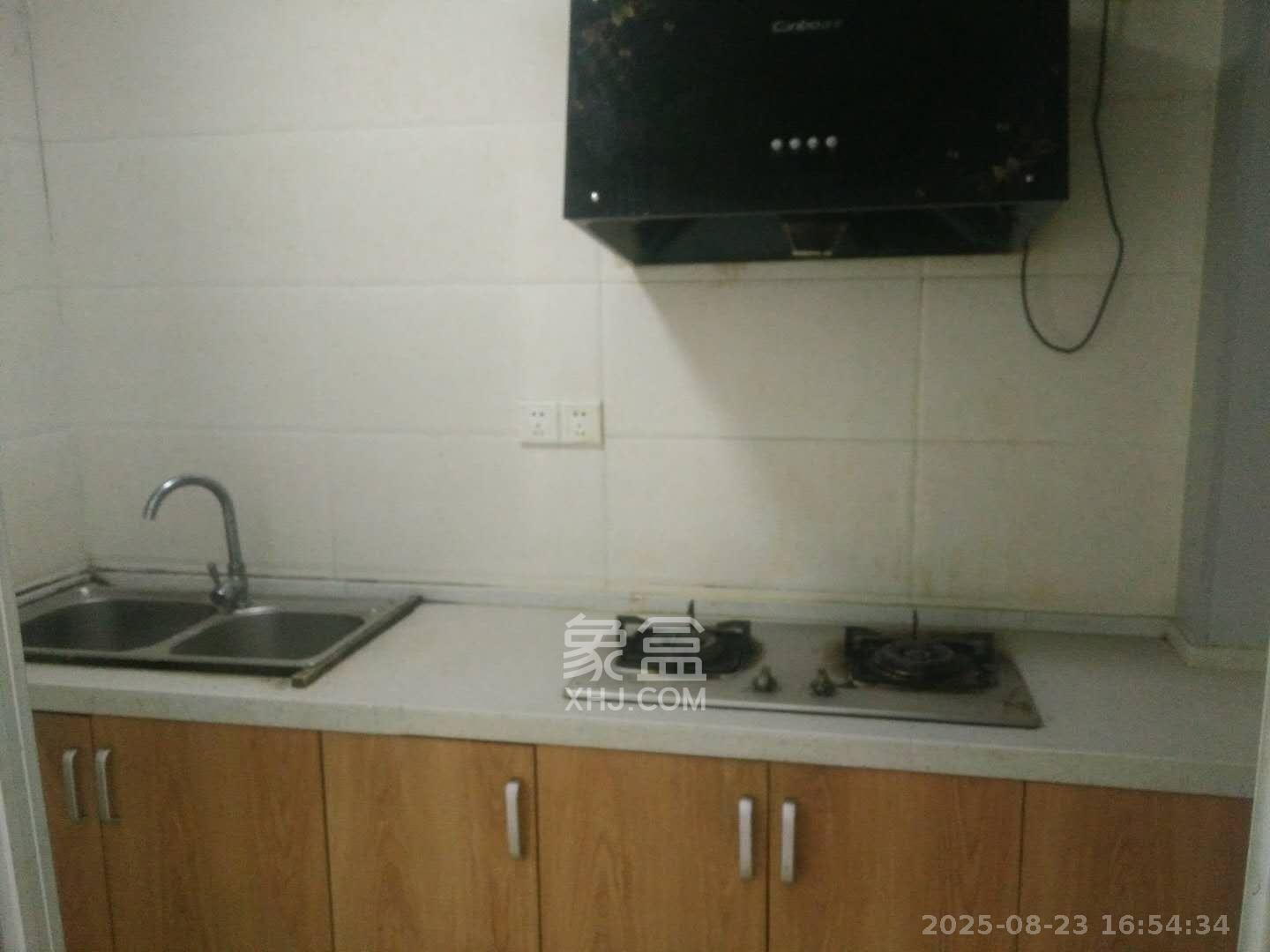 万科魅力之城  3室2厅1卫    1800.0元/月 万科魅力之城  3室2厅1卫    1800.0元/月室内图