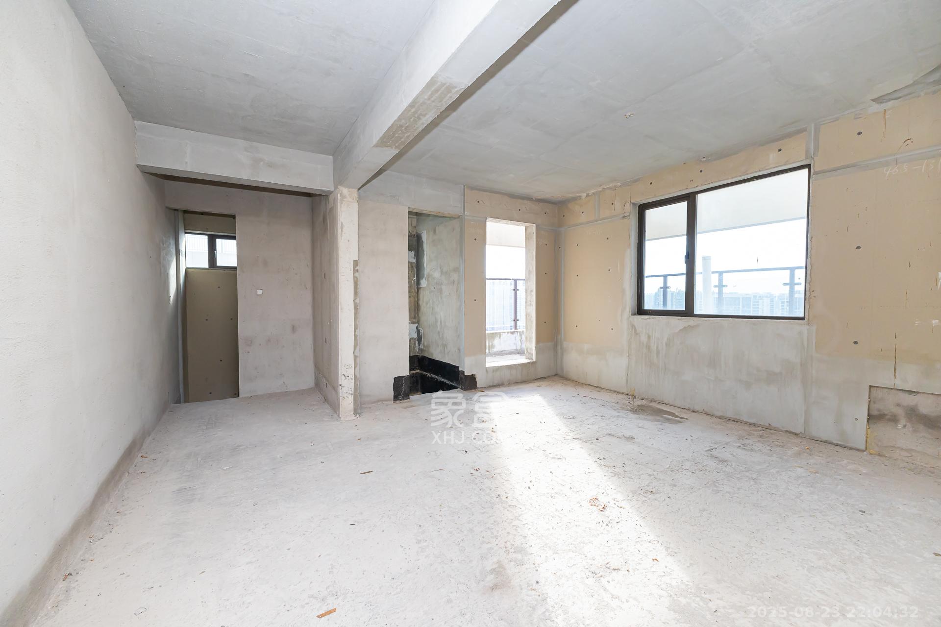 润和湘江天地C区 4室2厅2卫 206.0万 润和湘江天地C区 4室2厅2卫 206.0万卧室