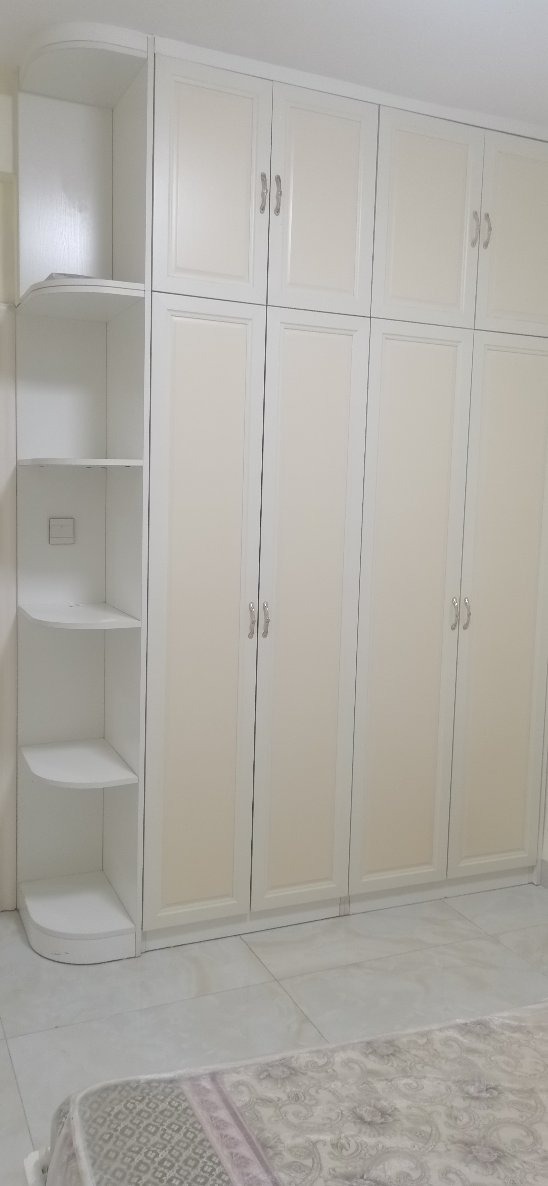 新世界花园三期 3室2厅2卫 2800.0元/月 新世界花园三期 3室2厅2卫 2800.0元/月室内图