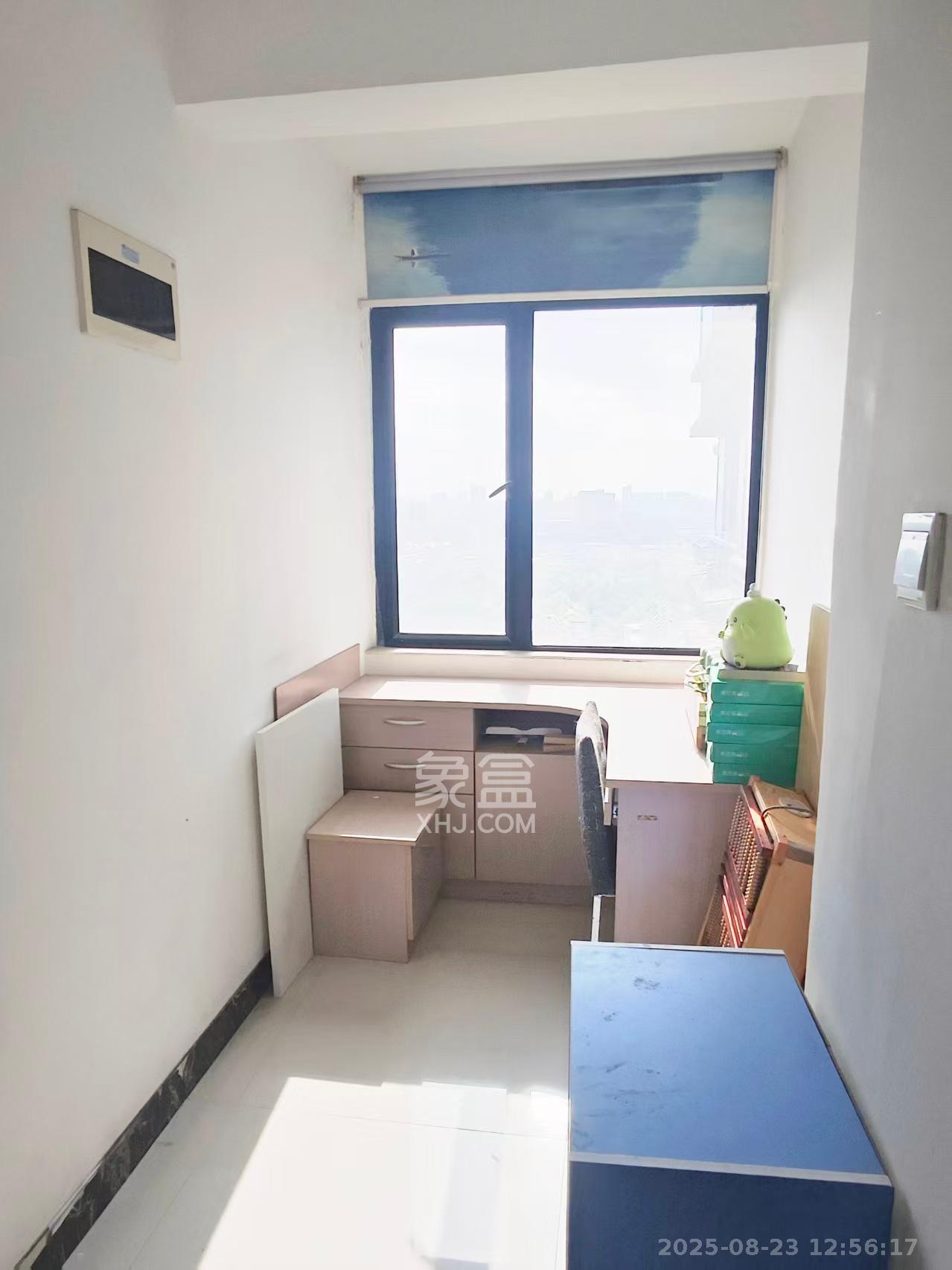 永祺西京  2室2厅1卫    2400.0元/月室内图