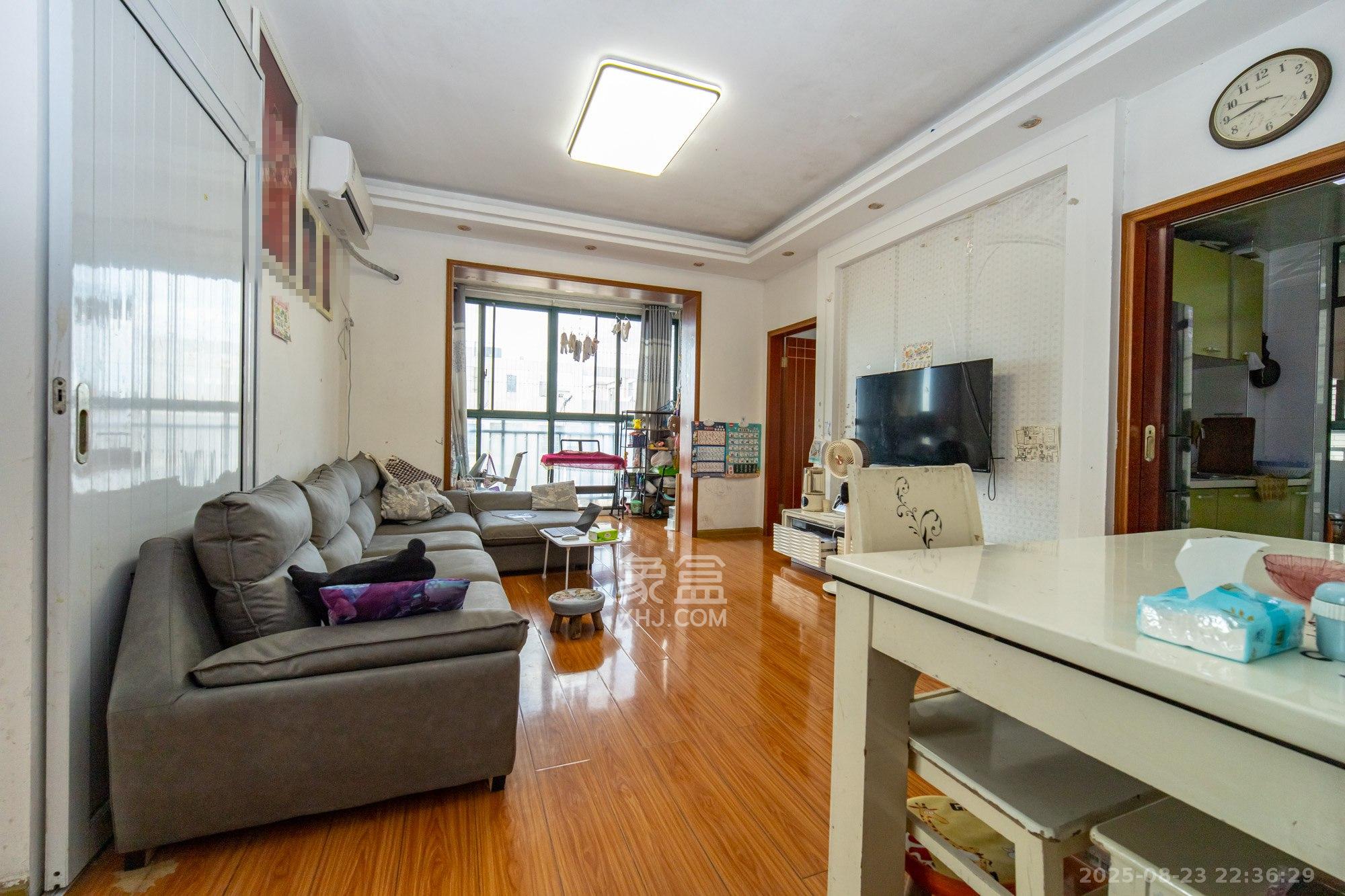 松雅湖畔  3室2厅1卫    45.0万客厅