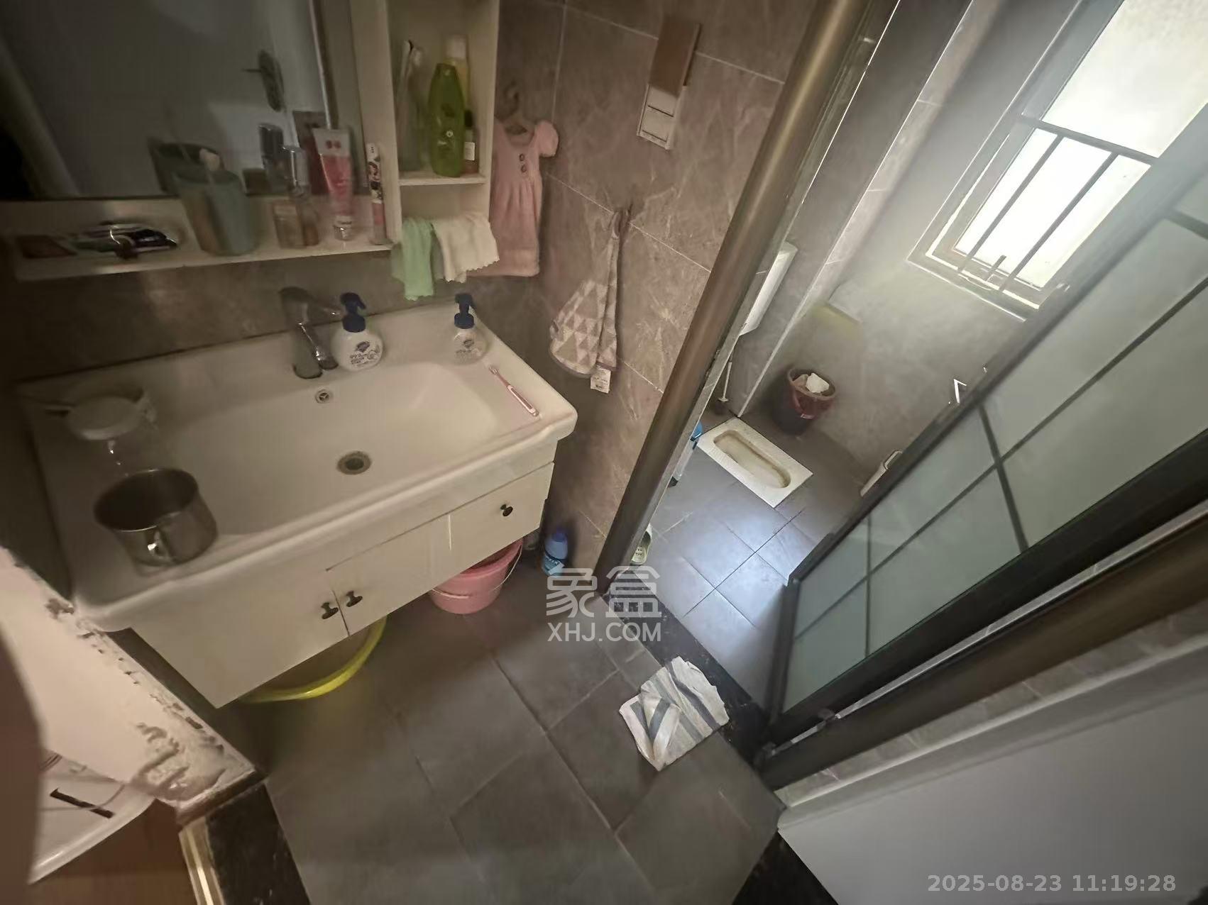 梅溪正荣府 5室2厅2卫 3600.0元/月 梅溪正荣府 5室2厅2卫 3600.0元/月室内图