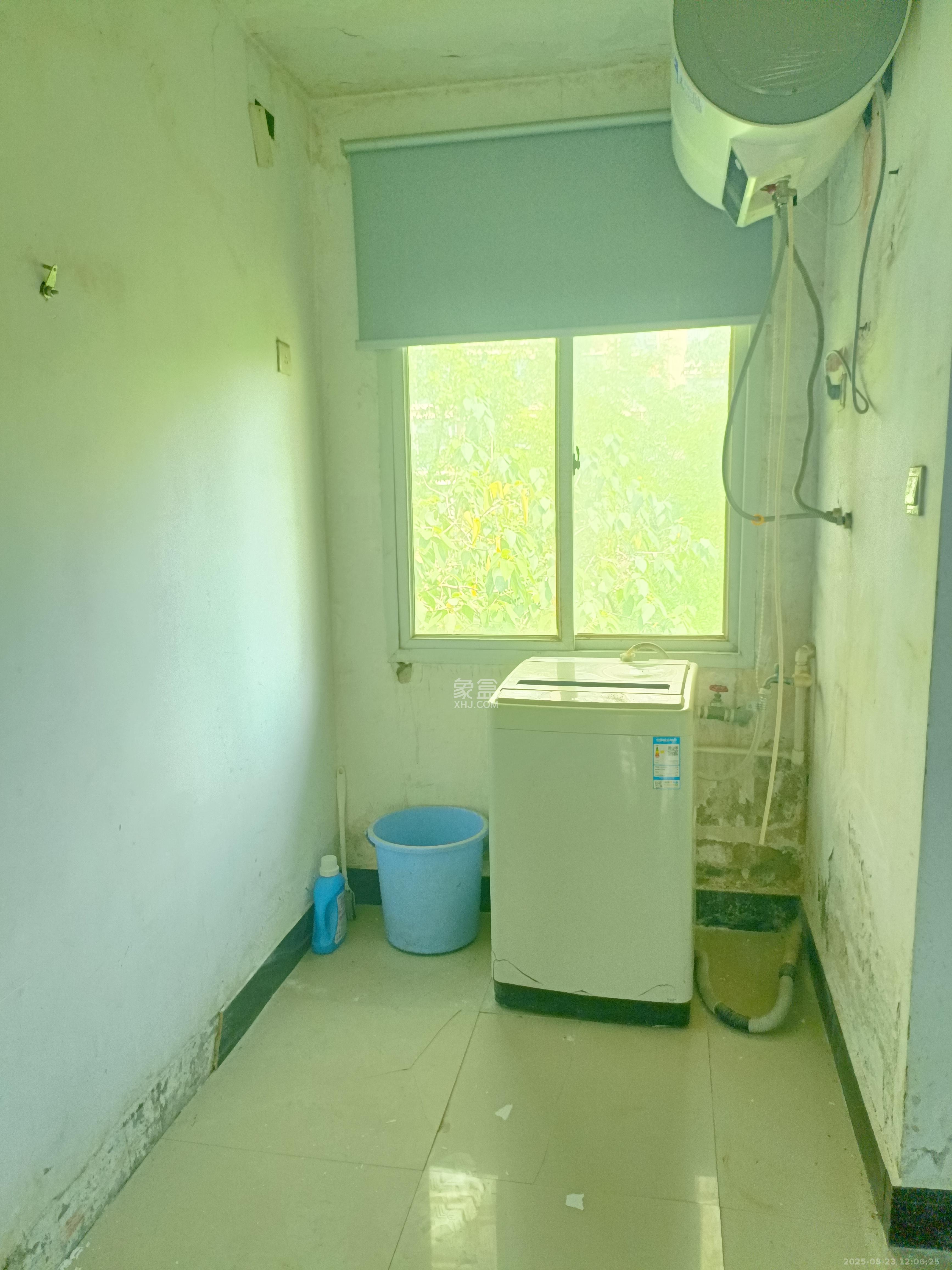 建安小区 2室1厅1卫 1000.0元/月 建安小区 2室1厅1卫 1000.0元/月室内图