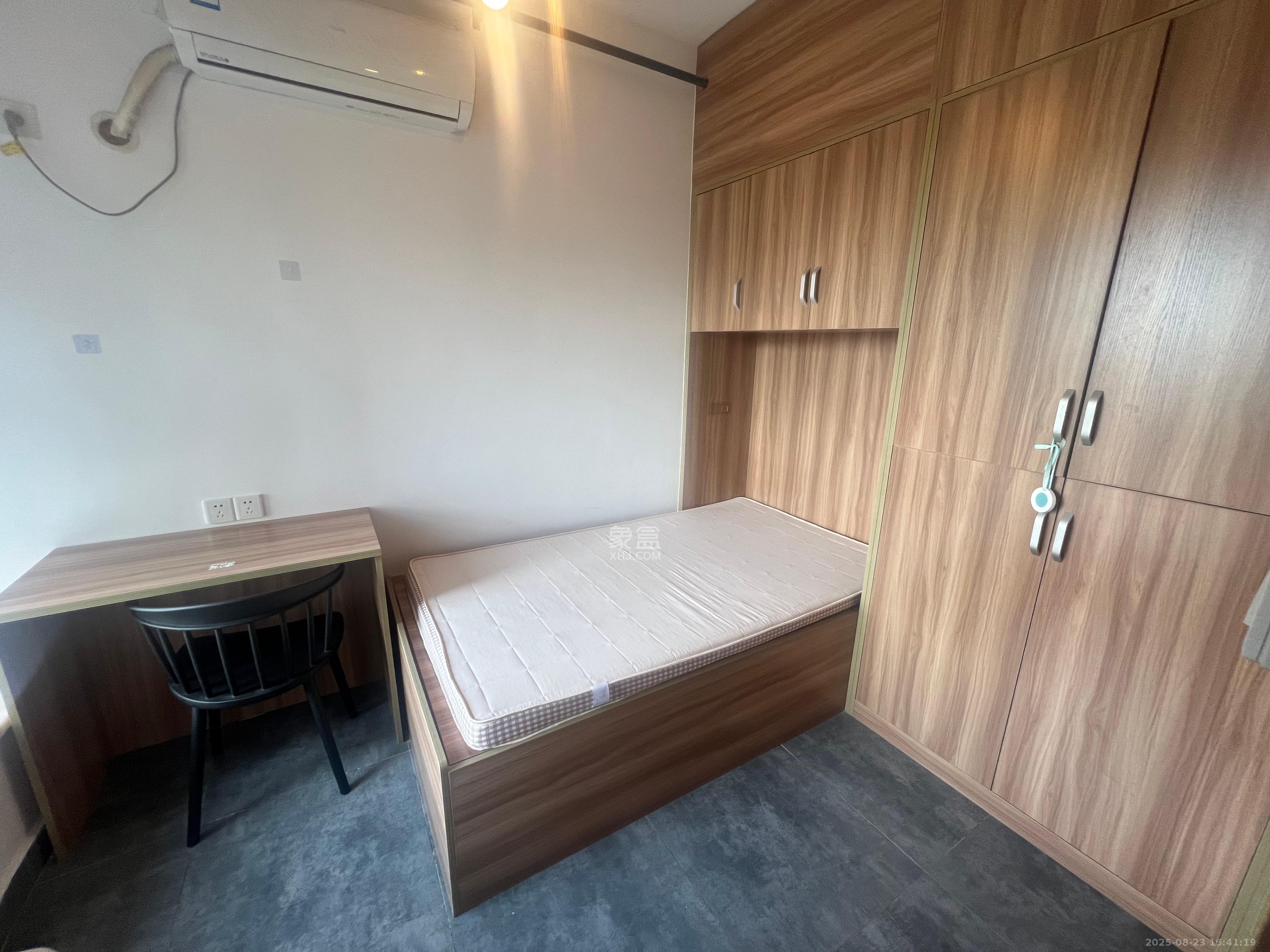 博林云栖  2室2厅1卫    2000.0元/月室内图
