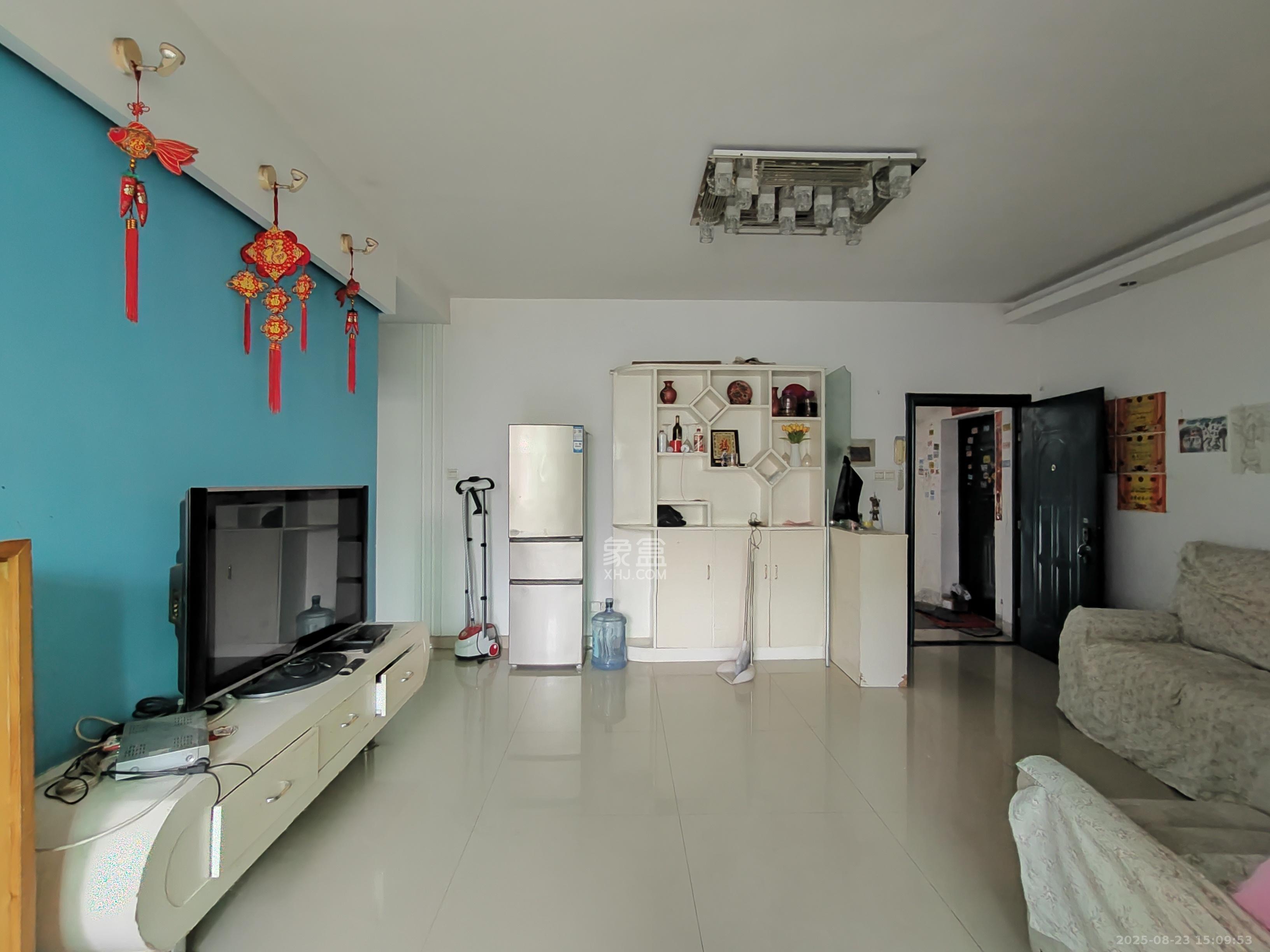 四季如春酒店(原名鑫元大酒店)  3室2厅1卫    1200.0元/月室内图