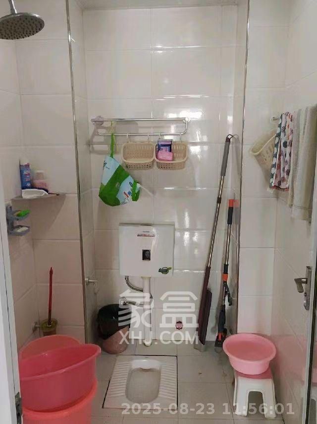 地华梅溪湖畔  1室1厅1卫   1600.00元/月室内图