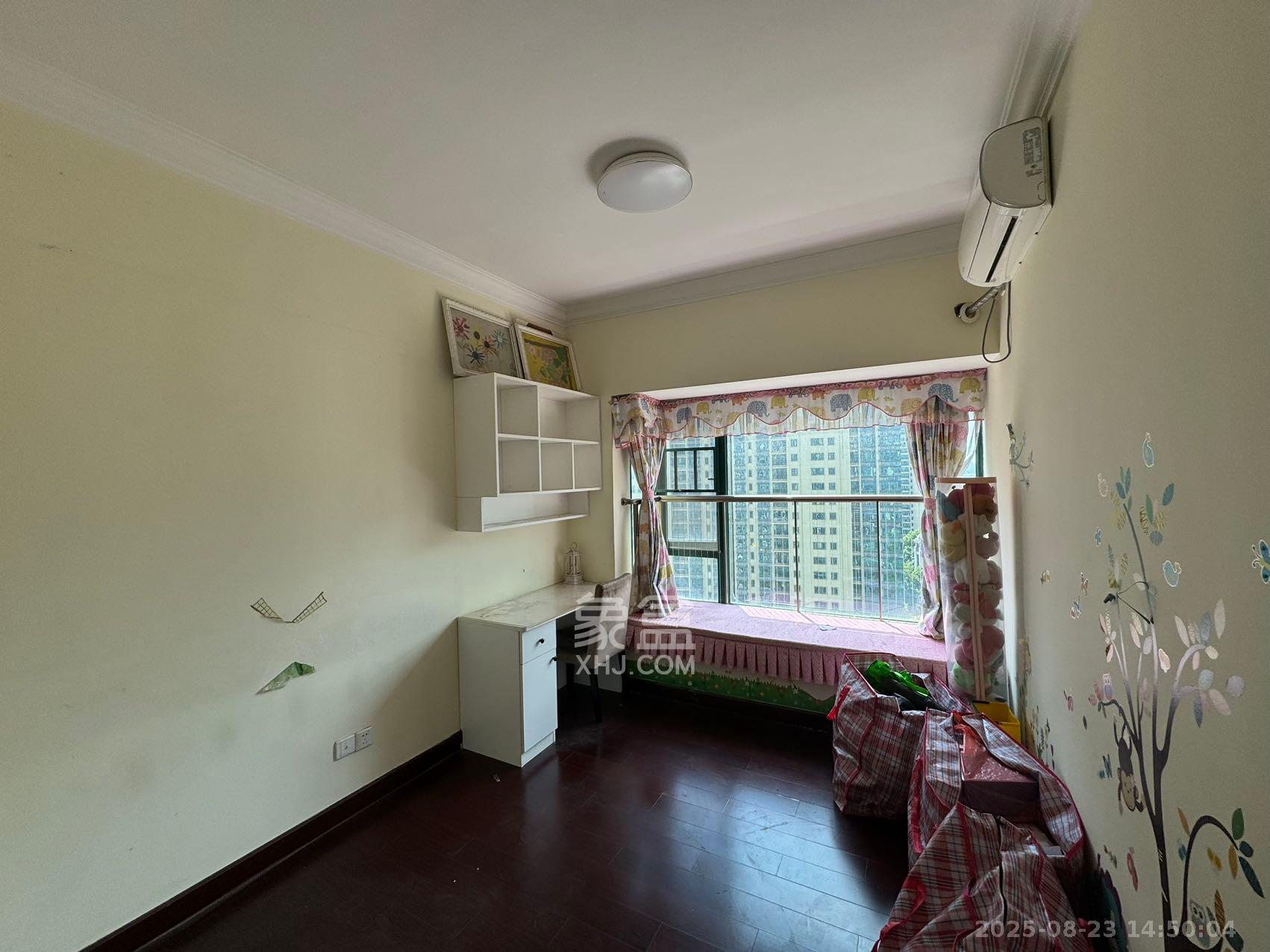 恒大雅苑 3室2厅2卫 2800.0元/月 恒大雅苑 3室2厅2卫 2800.0元/月室内图