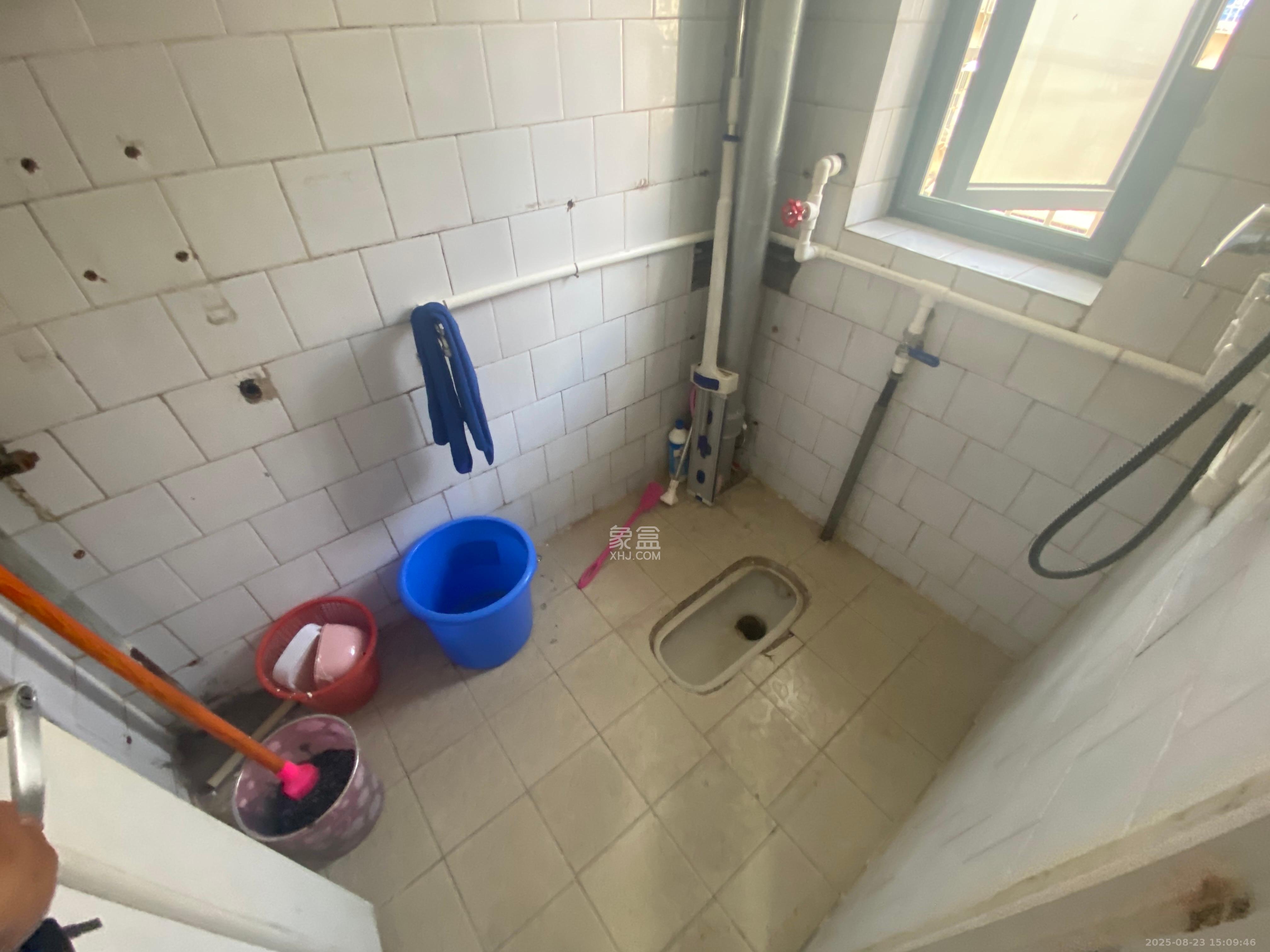 梨子山社区长电宿舍  2室1厅1卫    1300.0元/月室内图