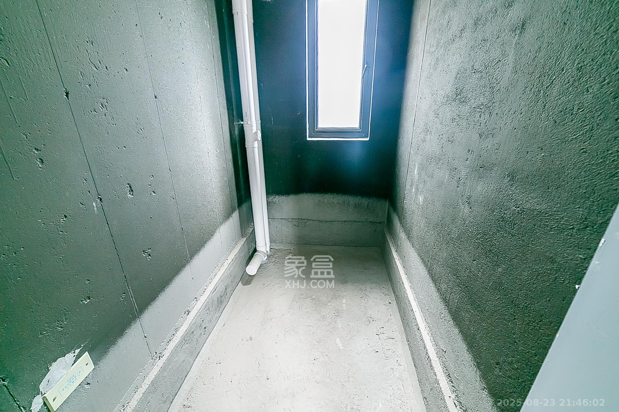 岭福家苑(天心佳苑) 3室2厅2卫 98.0万 岭福家苑(天心佳苑) 3室2厅2卫 98.0万卫生间