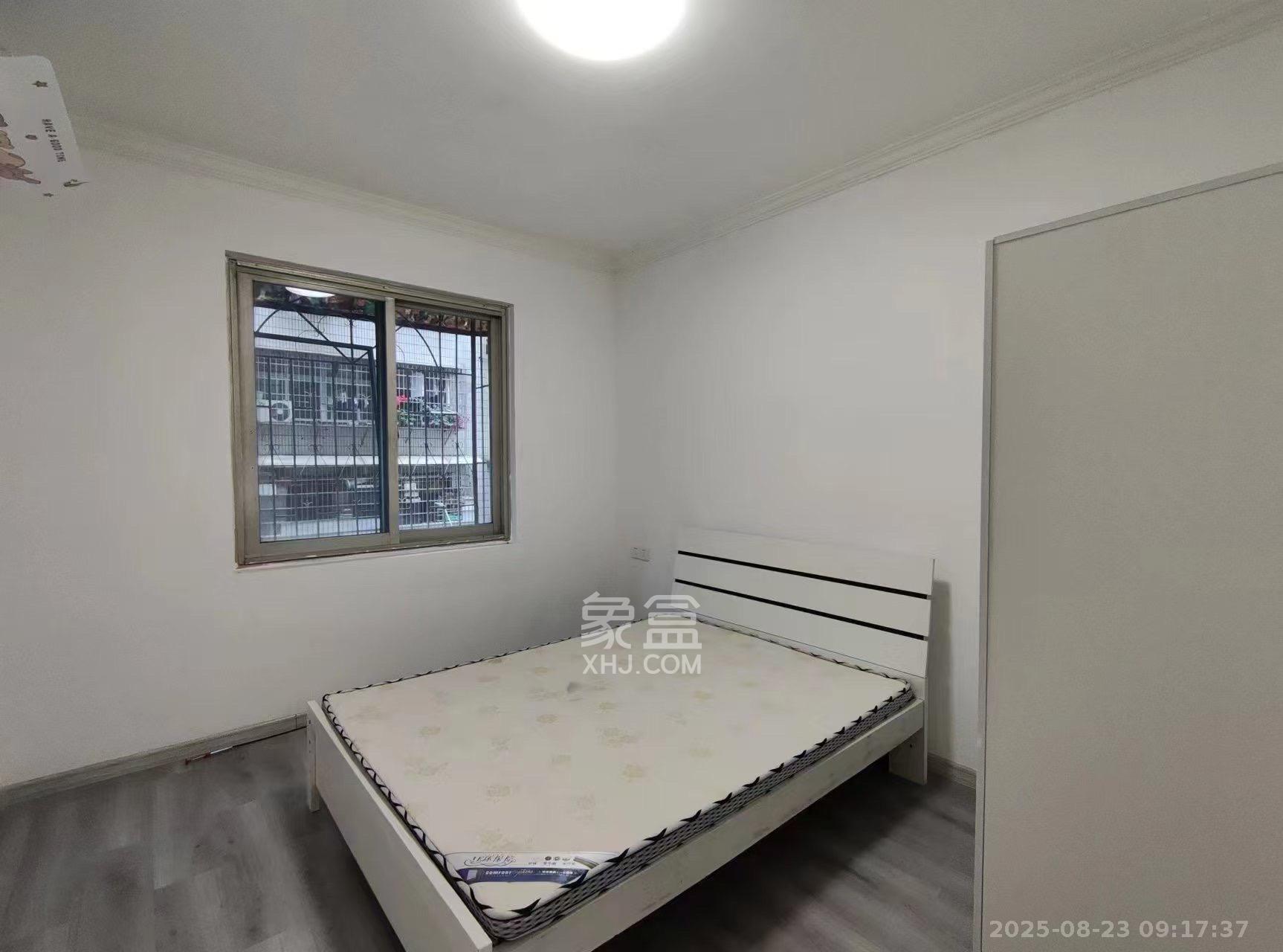 中意花苑  2室2厅1卫   2100.00元/月室内图
