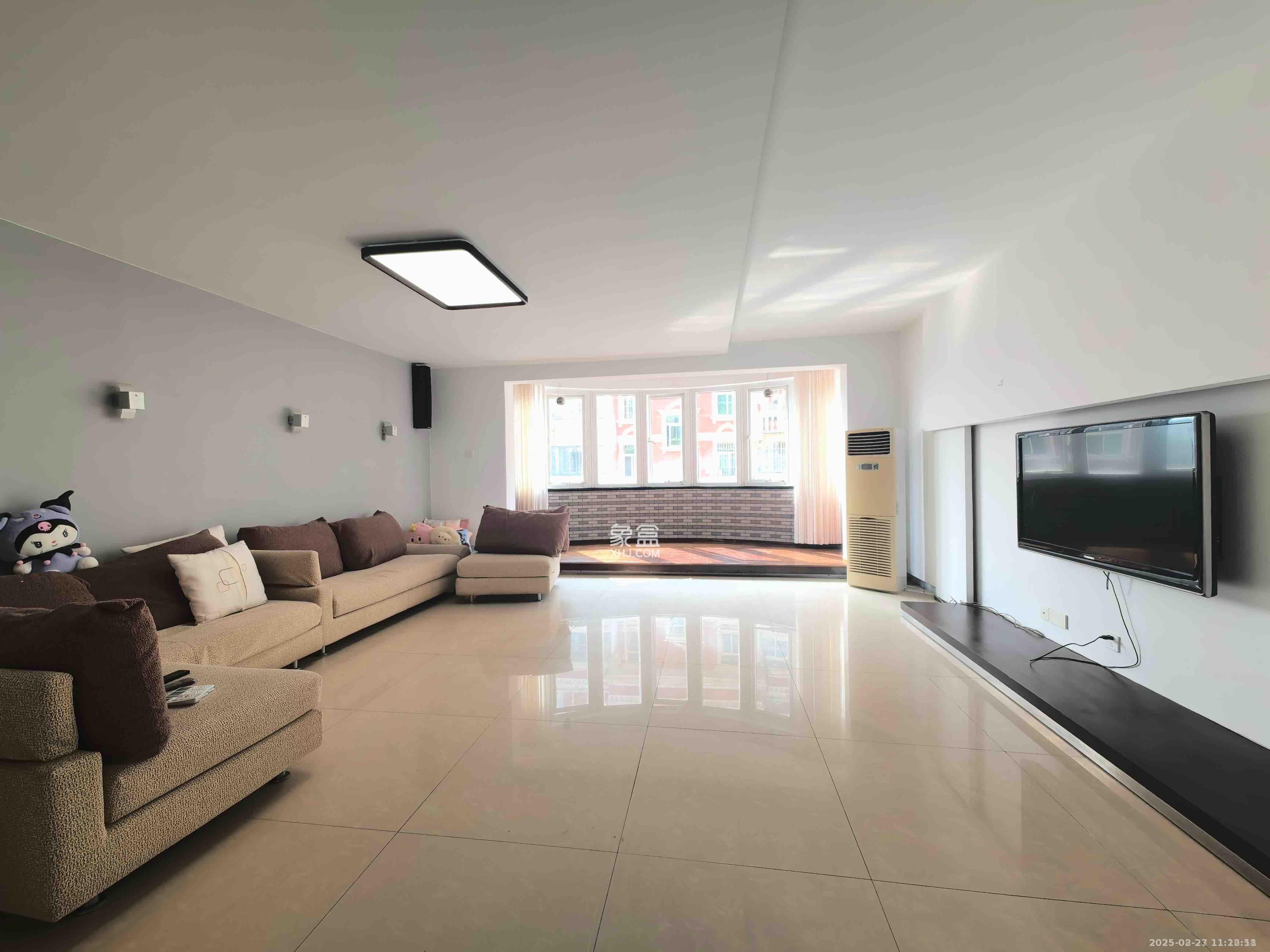 名都花园 4室2厅2卫 3600.0元/月 名都花园 4室2厅2卫 3600.0元/月室内图