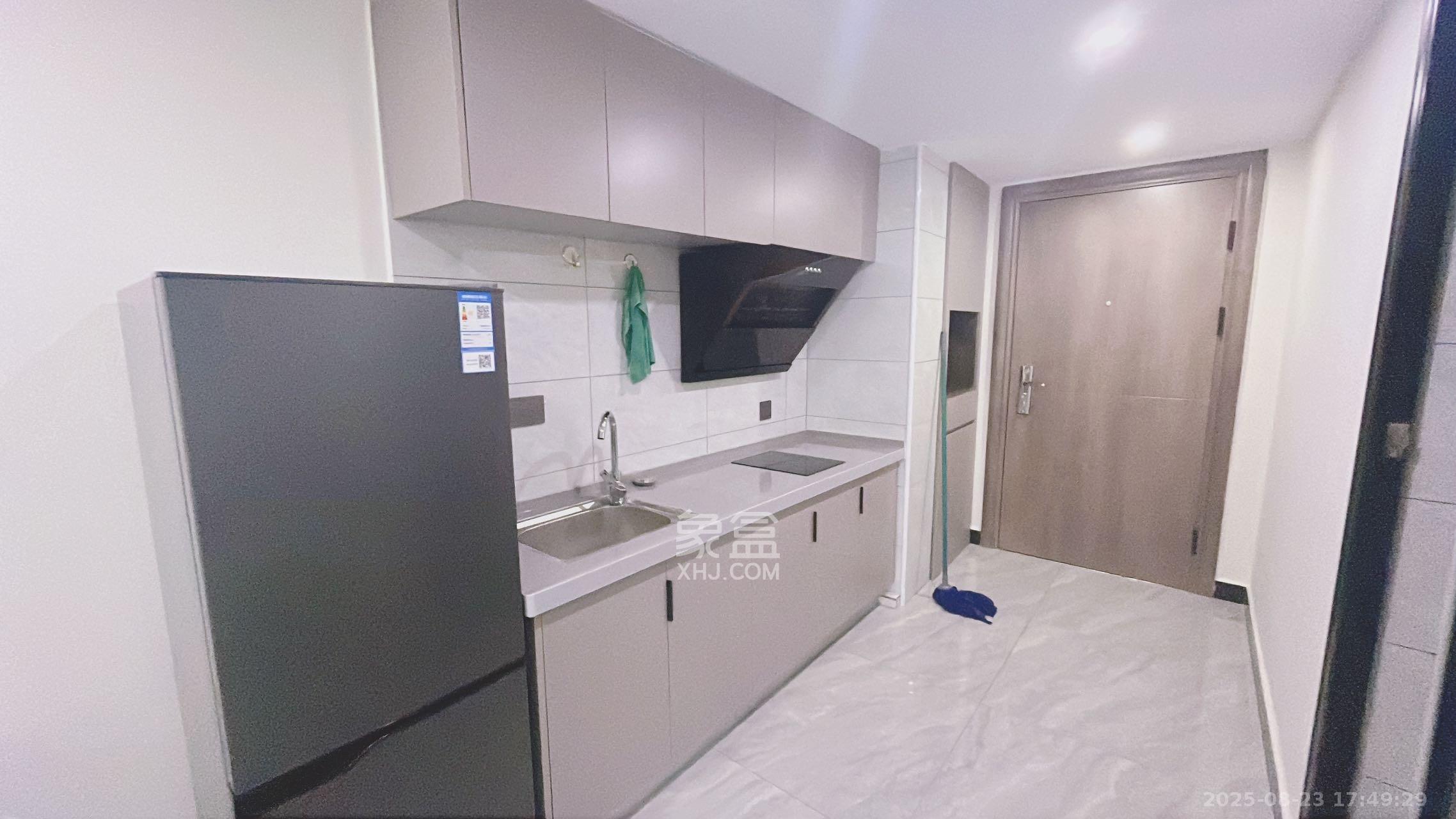 长房时代小镇 2室1厅1卫 2400.0元/月 长房时代小镇 2室1厅1卫 2400.0元/月室内图