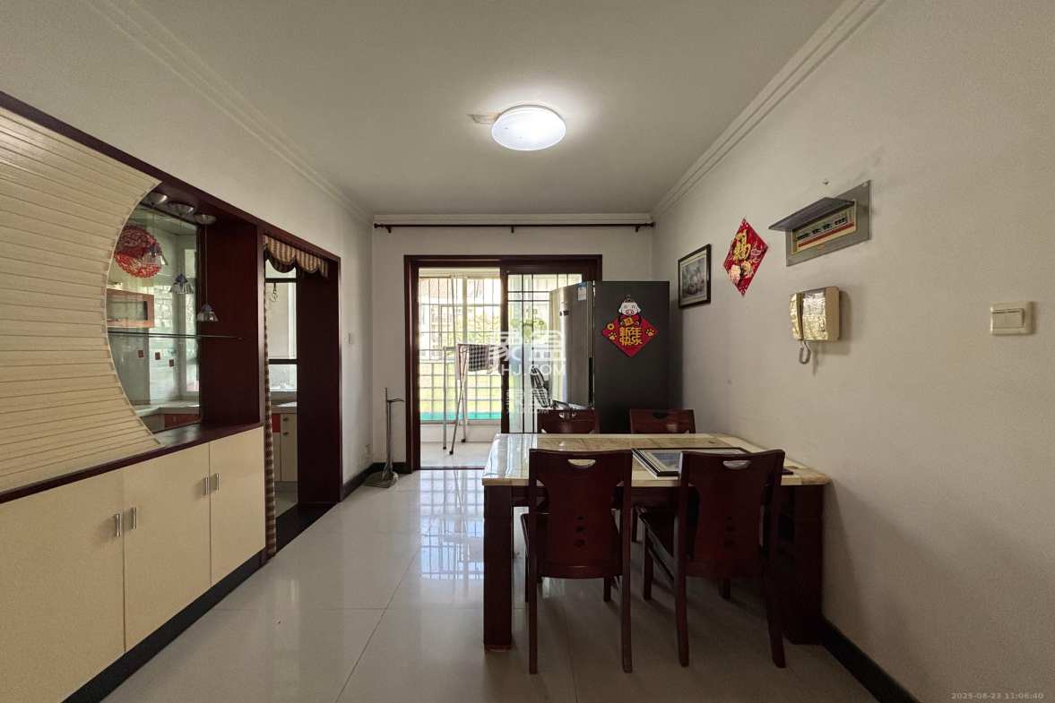 万煦园 3室2厅2卫 2000.0元/月 万煦园 3室2厅2卫 2000.0元/月室内图