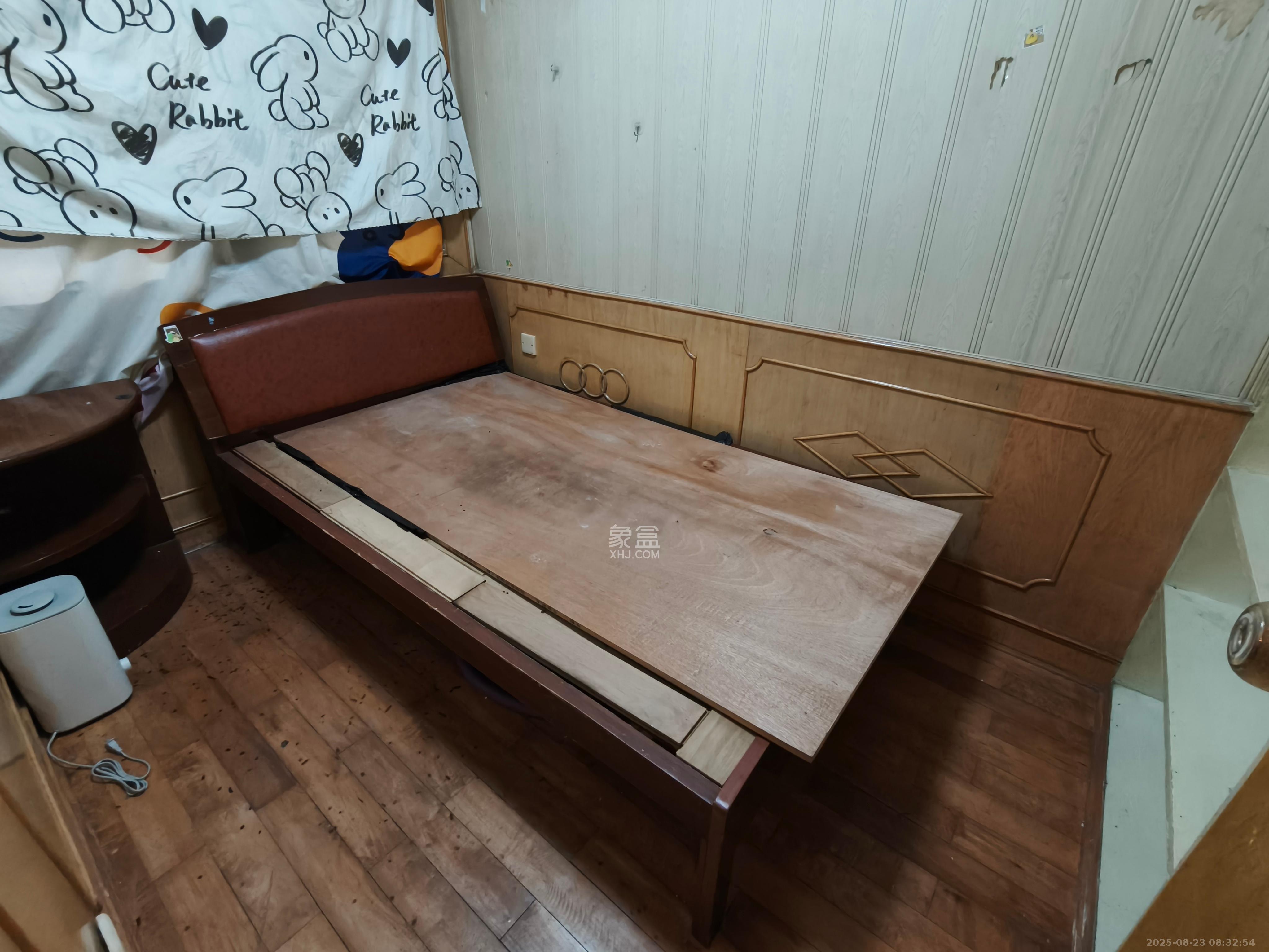 长沙师范附幼附小教师宿舍(崇圣里24号) 3室2厅1卫 2100.0元/月 长沙师范附幼附小教师宿舍(崇圣里24号) 3室2厅1卫 2100.0元/月室内图