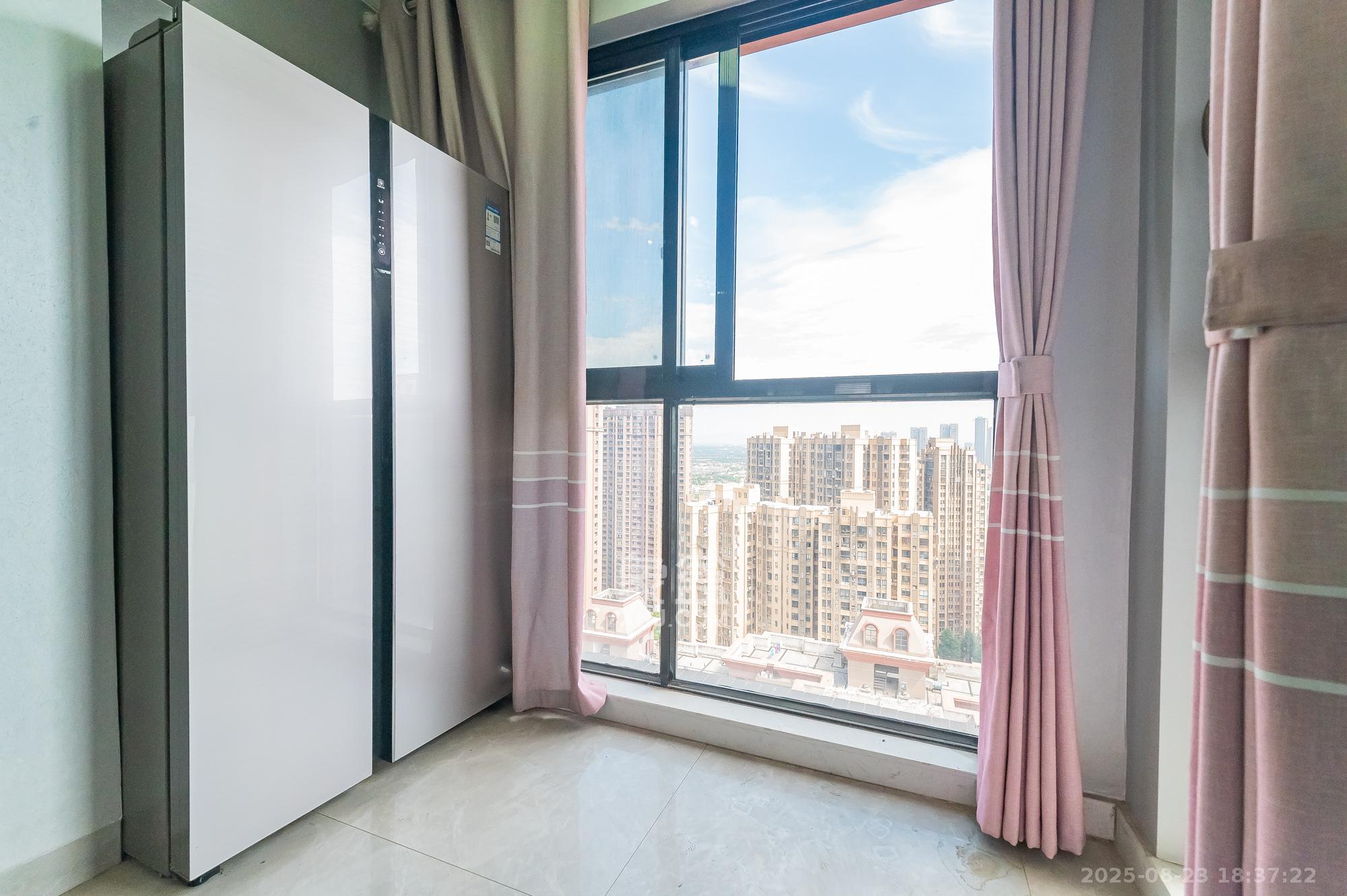 松雅湖壹号  4室2厅1卫    119.8万阳台