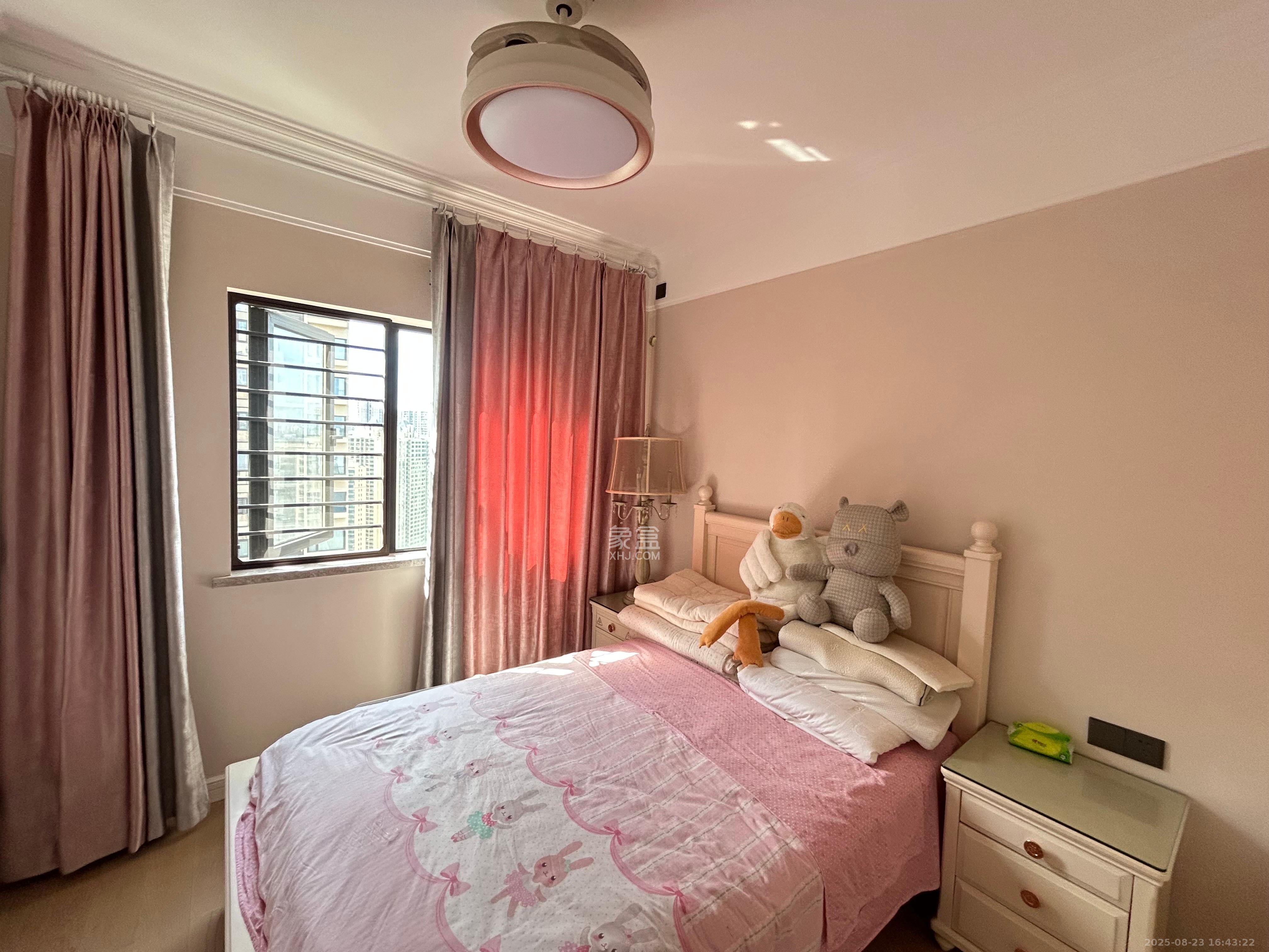 万科里金域国际 4室2厅2卫 6200.0元/月 万科里金域国际 4室2厅2卫 6200.0元/月室内图