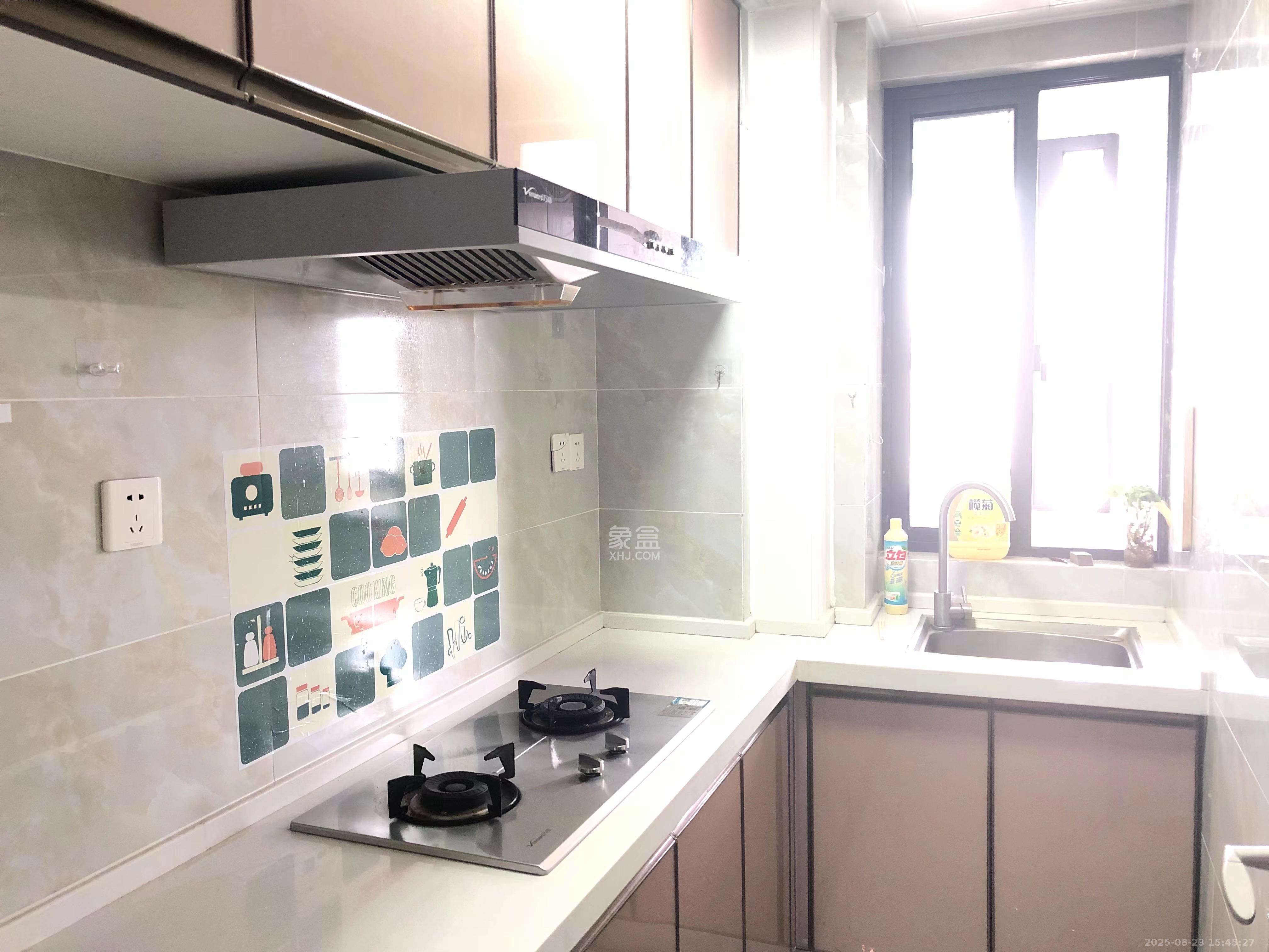 博林云栖  1室1厅1卫    1500.0元/月室内图