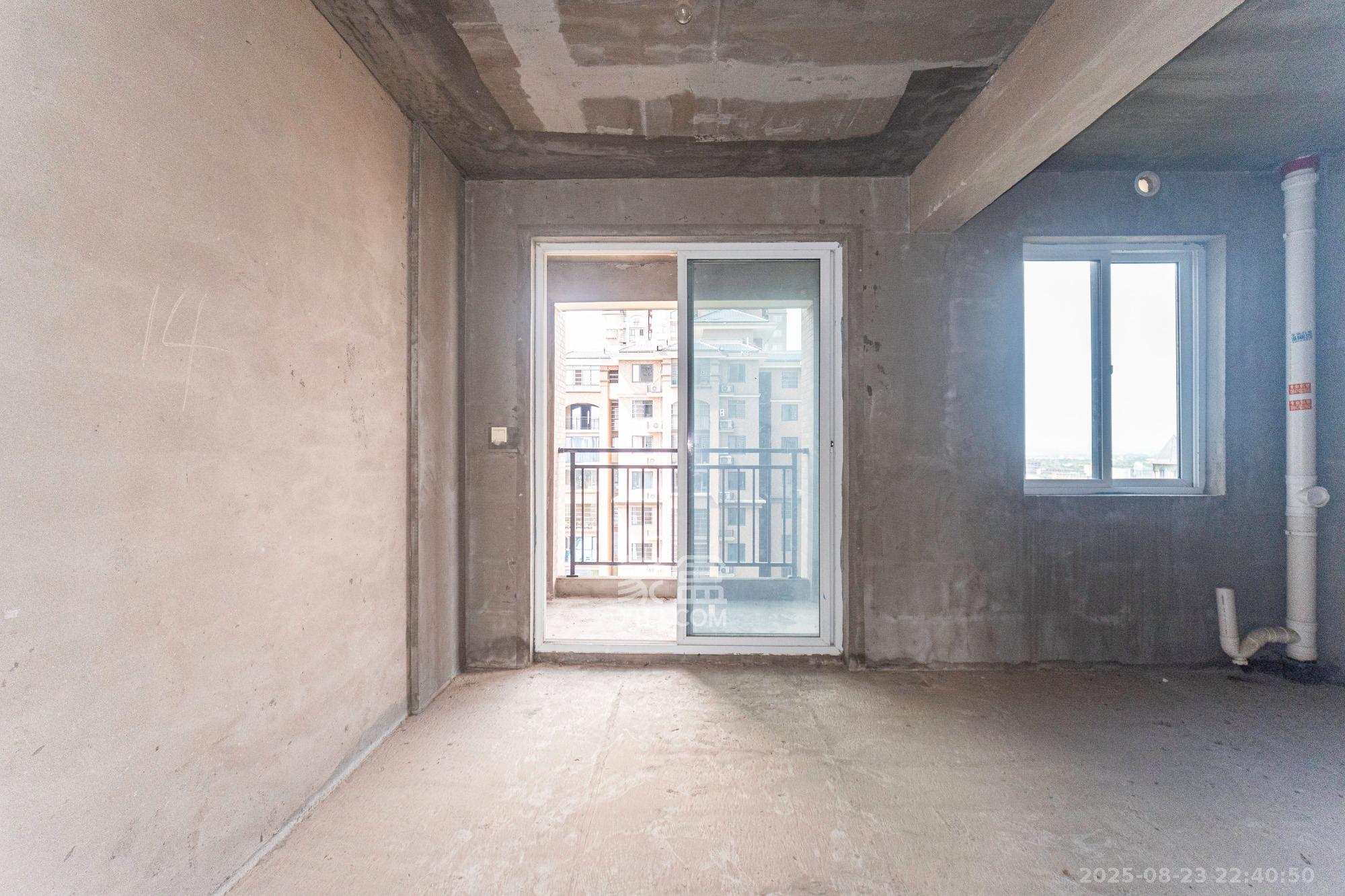 中安善化国际 3室2厅2卫 59.8万 中安善化国际 3室2厅2卫 59.8万客厅