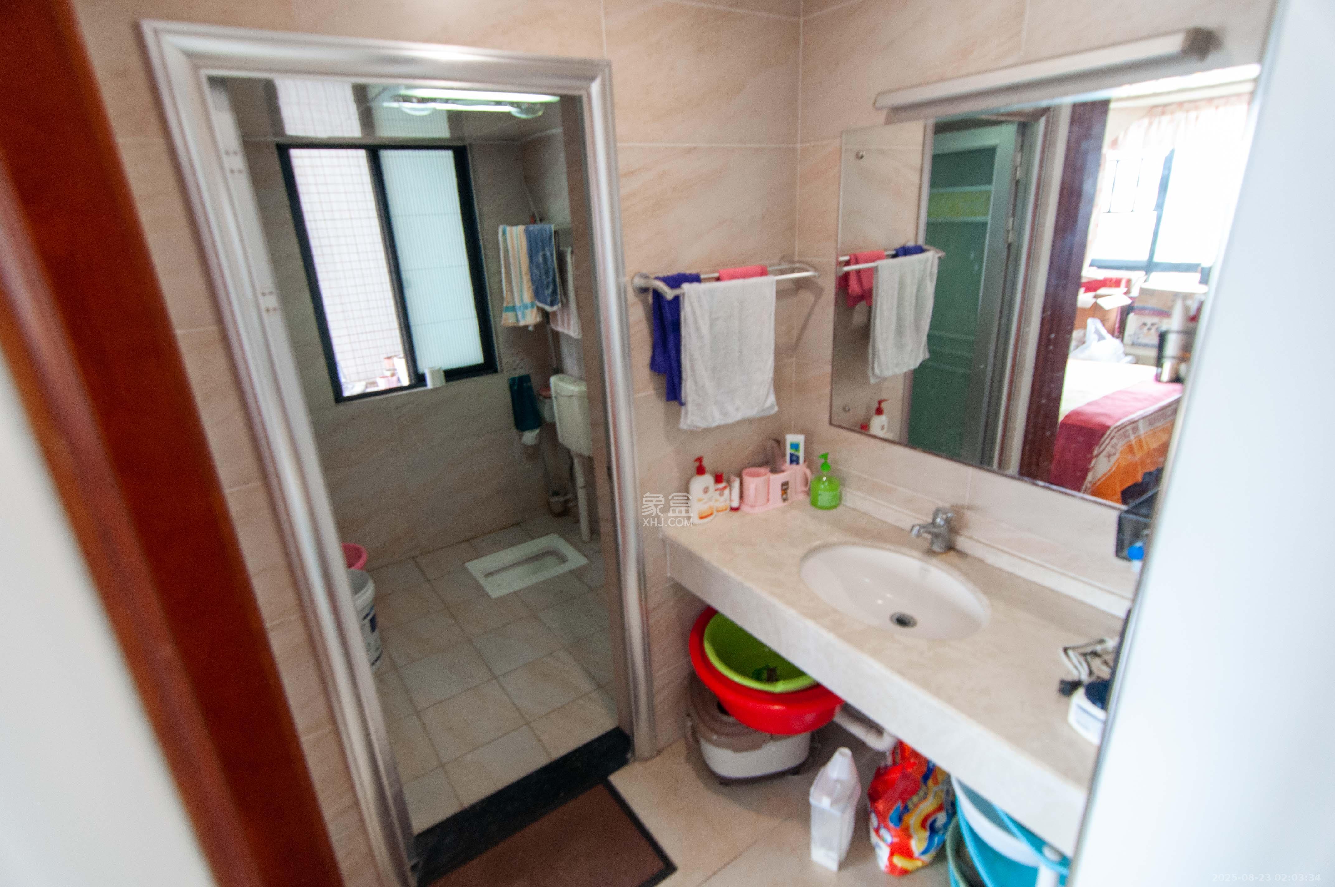 海林馨香雅苑 3室2厅2卫 115.0万 海林馨香雅苑 3室2厅2卫 115.0万卫生间