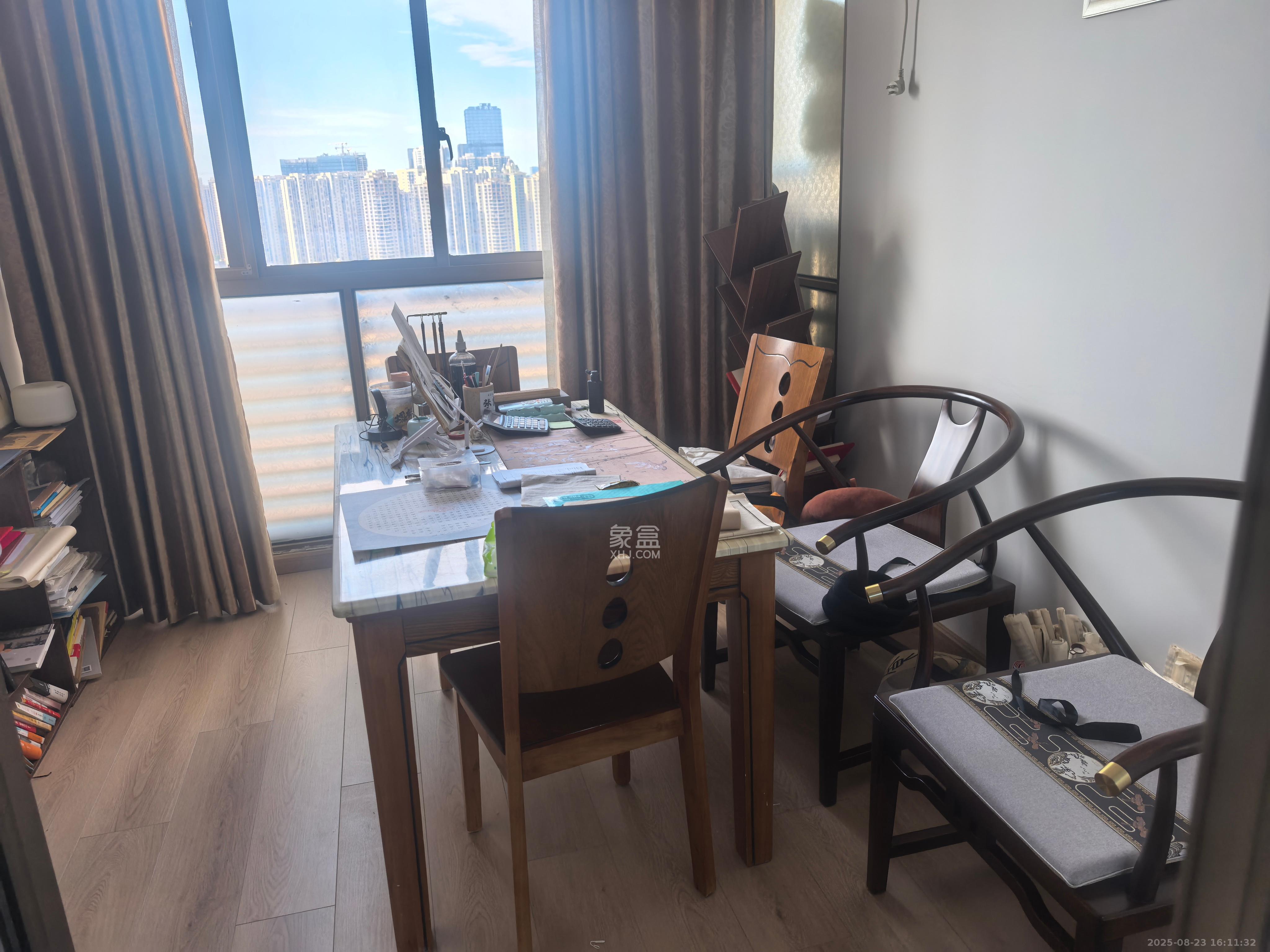 世茂铂翠湾二期  3室2厅1卫    3500.0元/月室内图