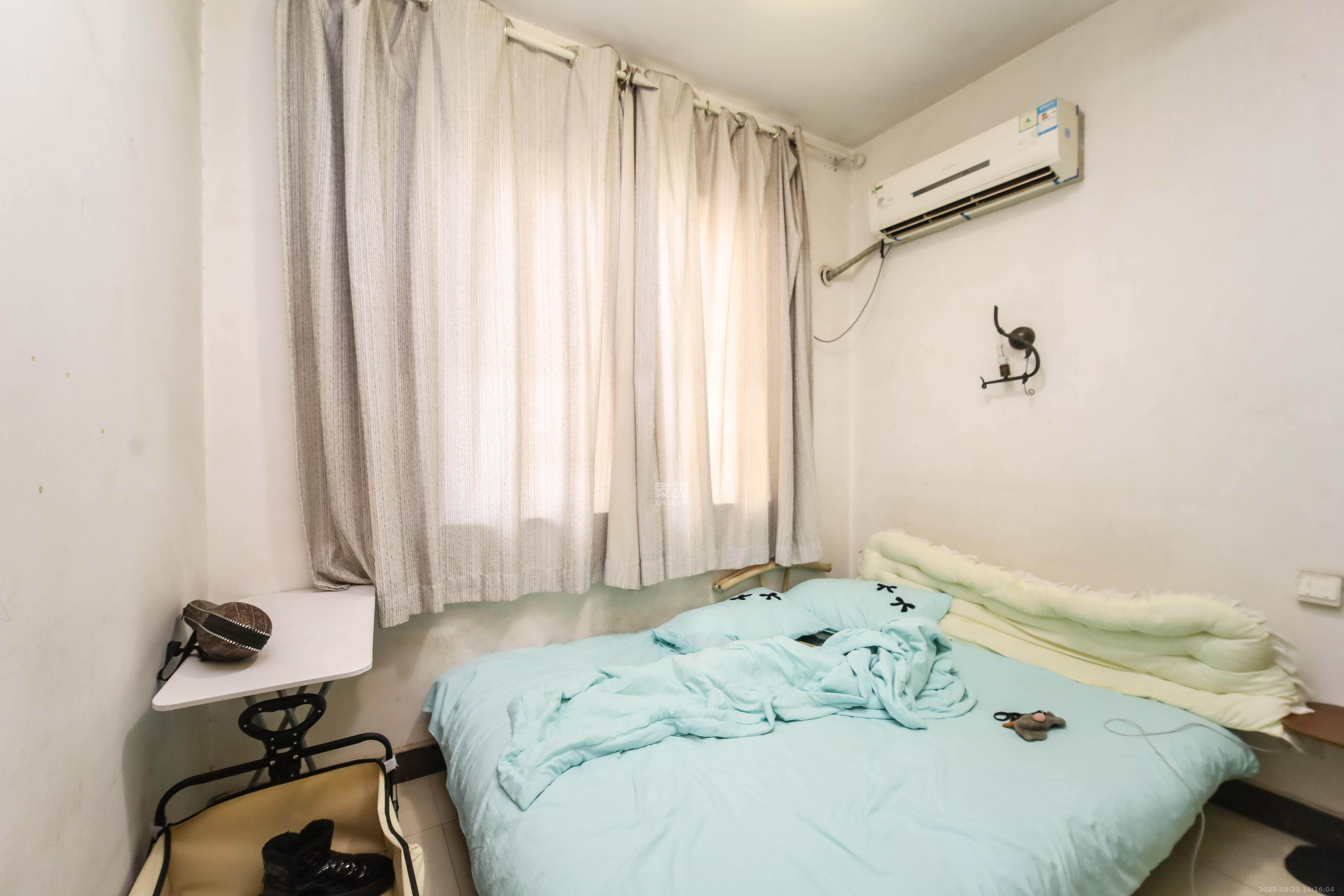 上河国际B座  2室1厅1卫    48.0万卧室