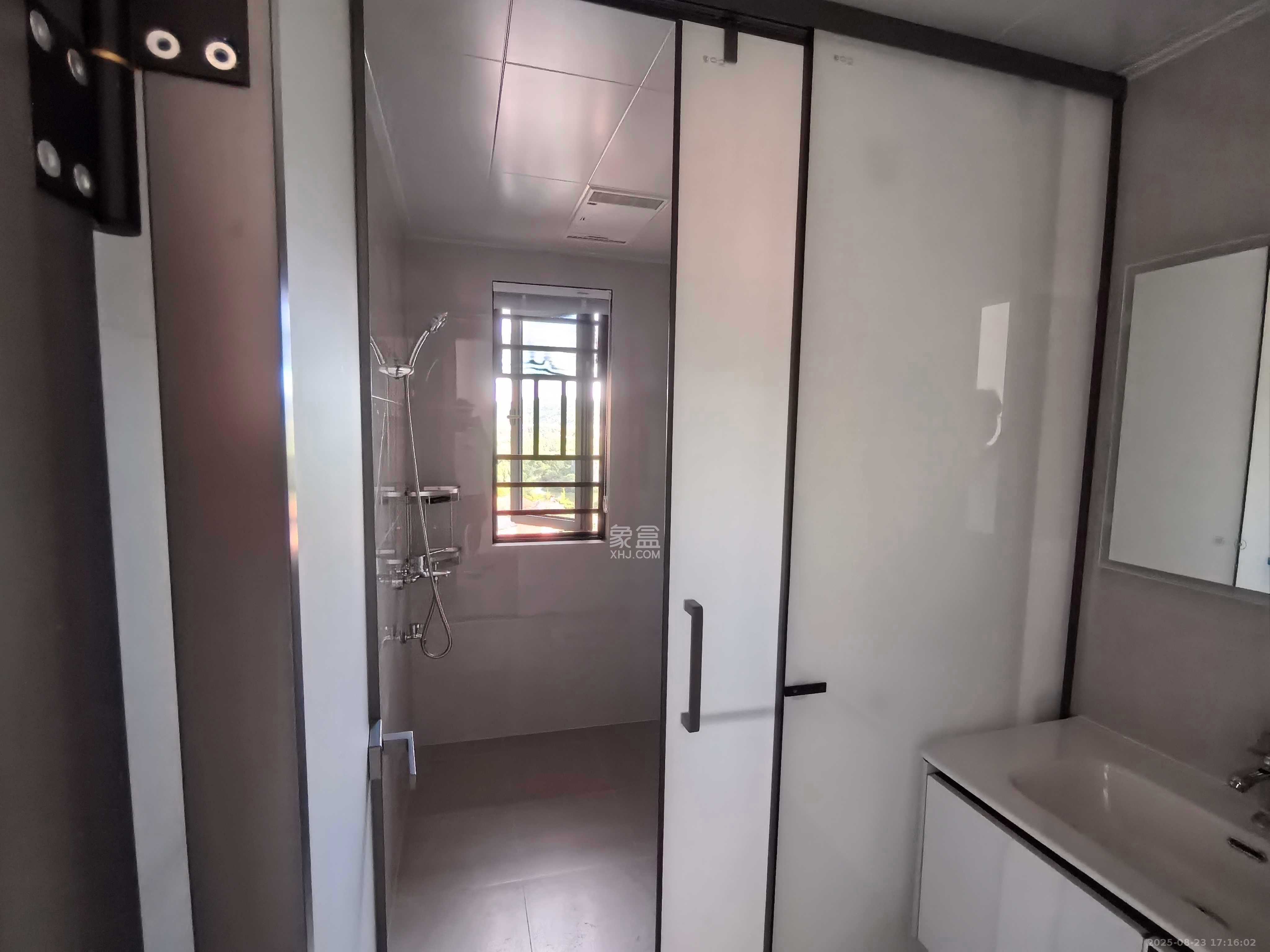 恒大揽湖苑(恒大林溪郡) 3室2厅2卫 2800.0元/月 恒大揽湖苑(恒大林溪郡) 3室2厅2卫 2800.0元/月室内图