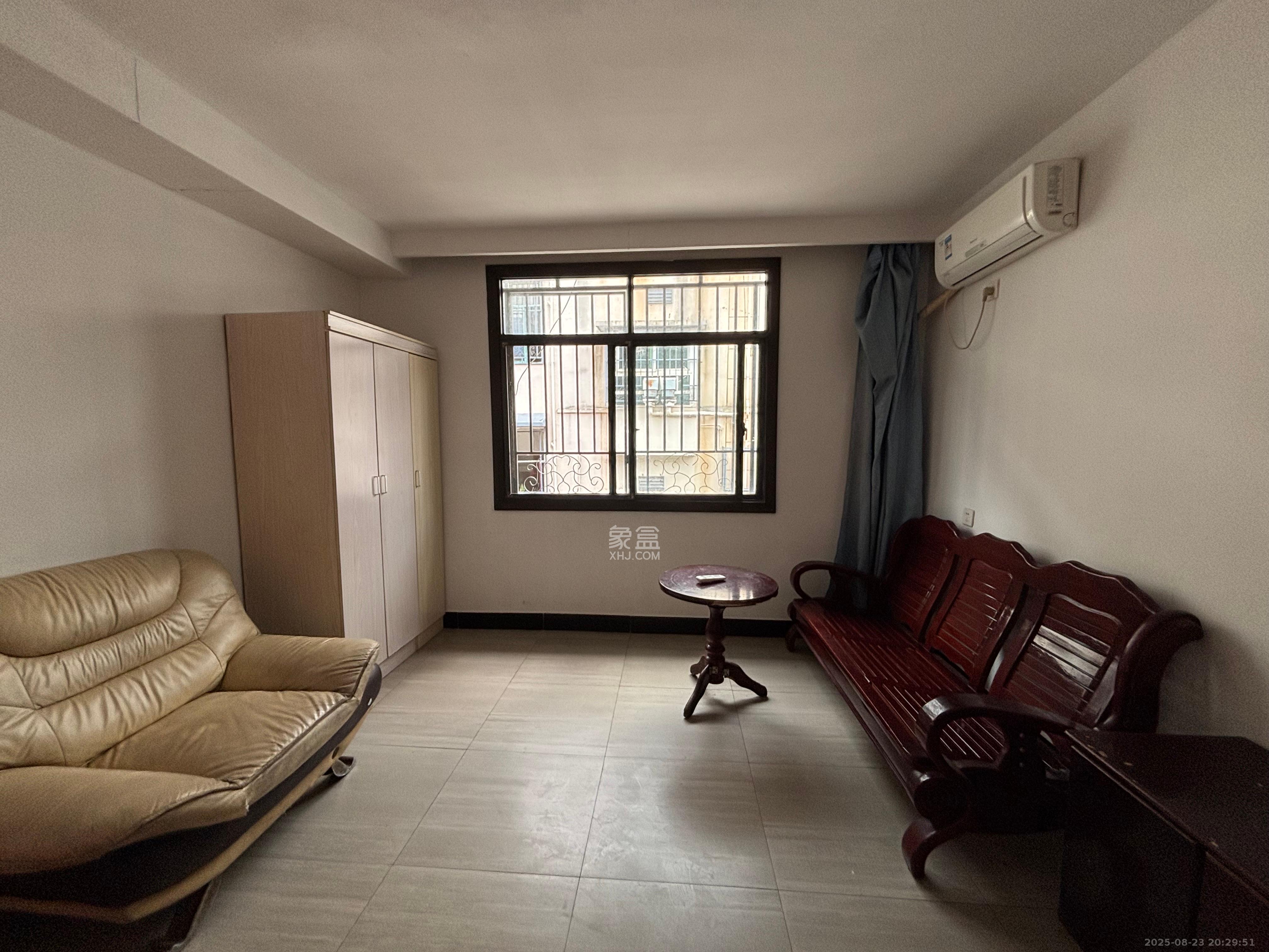 星沙二区 1室1厅1卫 450.0元/月 星沙二区 1室1厅1卫 450.0元/月室内图