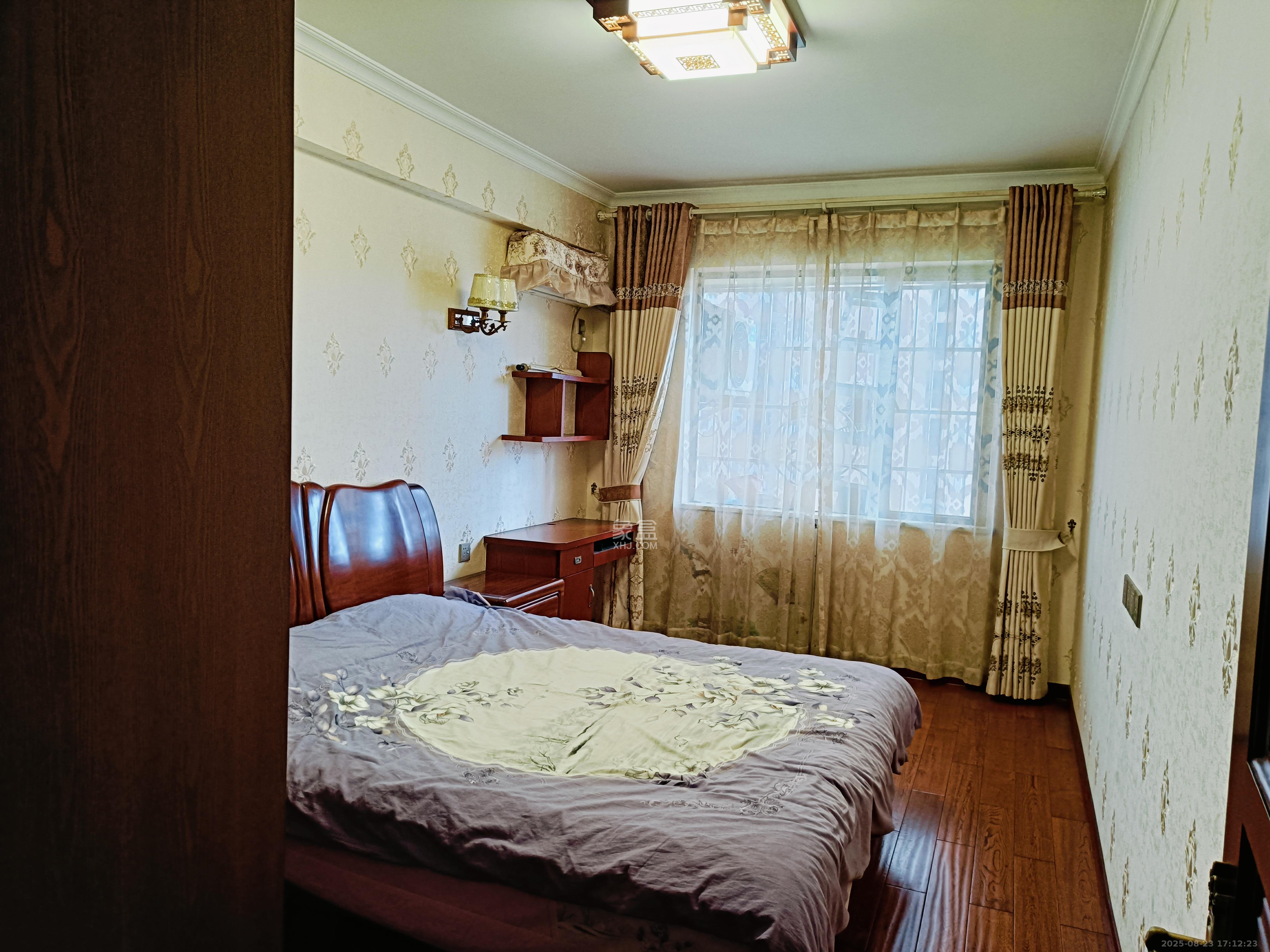 中欣楚天雅郡  4室2厅2卫    2500.0元/月室内图