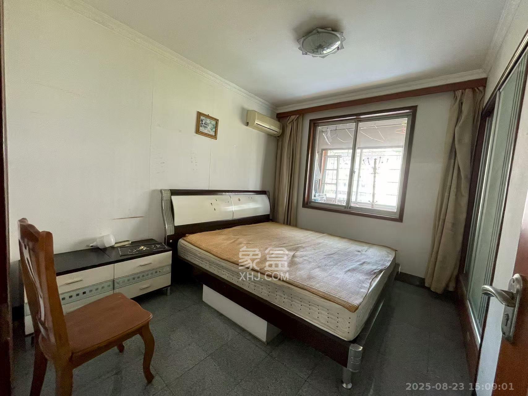 泰禹公馆  3室2厅2卫    1800.0元/月室内图