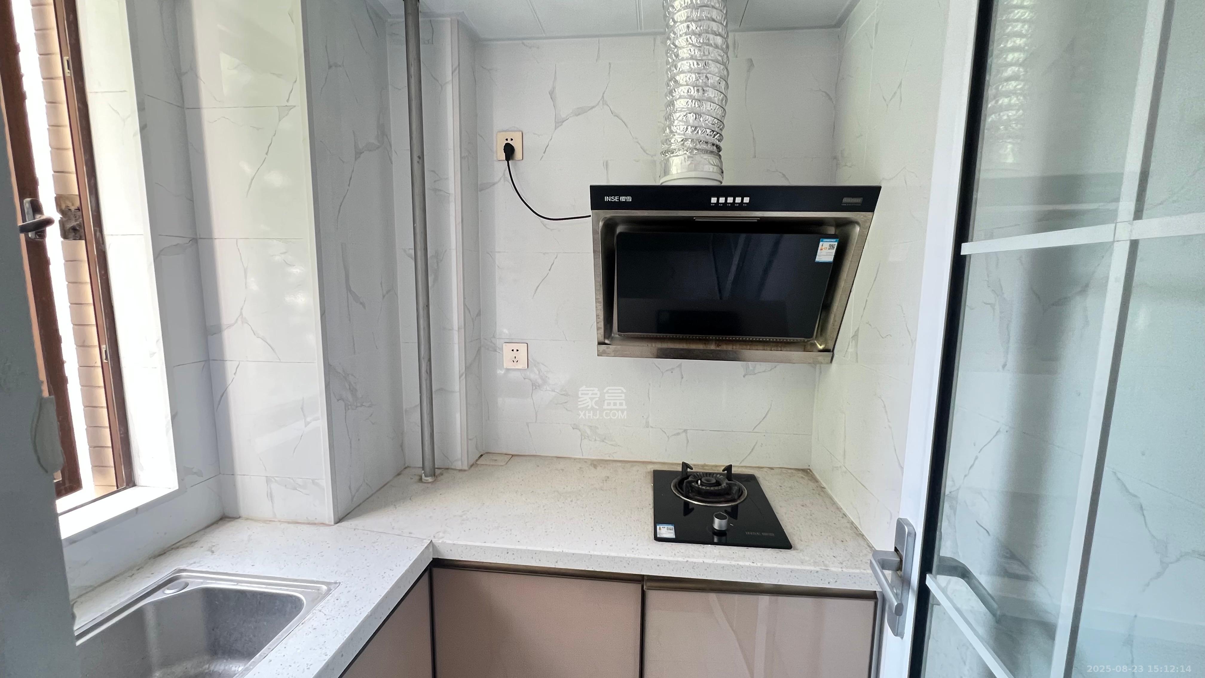 金房奥斯卡 1室1厅1卫 1100.0元/月 金房奥斯卡 1室1厅1卫 1100.0元/月室内图