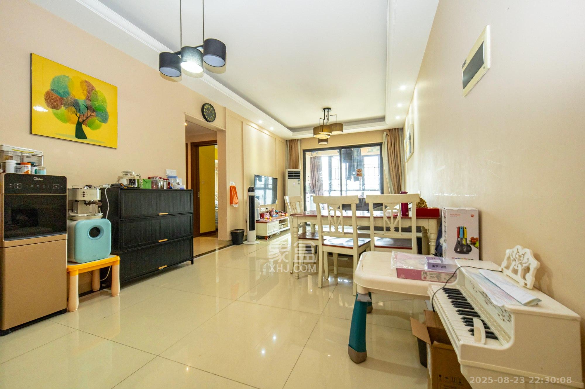 旺德府恺悦国际  2室2厅1卫    60.0万客厅