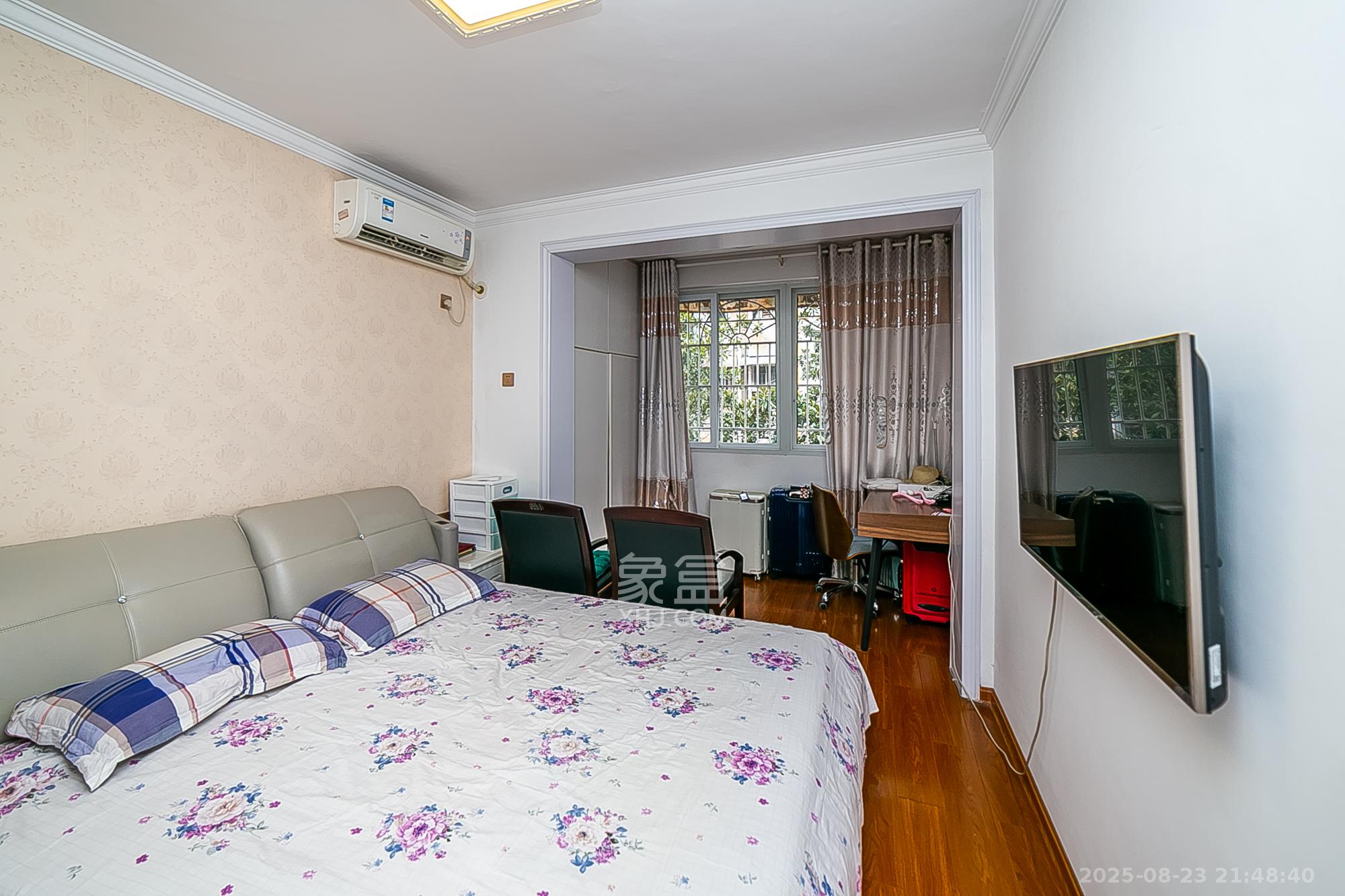 林机厂宿舍 3室2厅1卫 70.0万 林机厂宿舍 3室2厅1卫 70.0万卧室