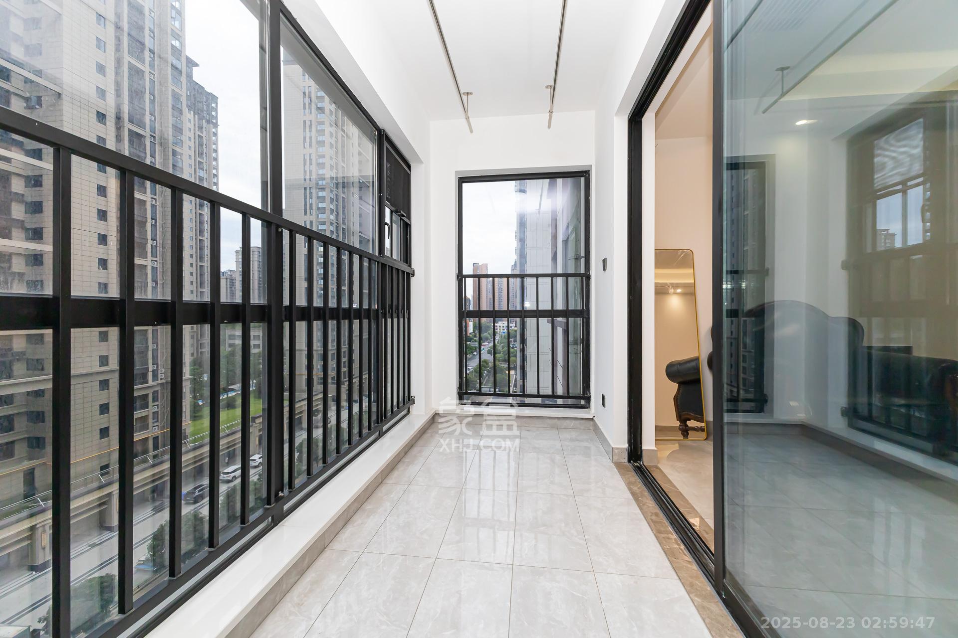 金富湘江悦城  4室2厅2卫    128.0万 金富湘江悦城  4室2厅2卫    128.0万阳台