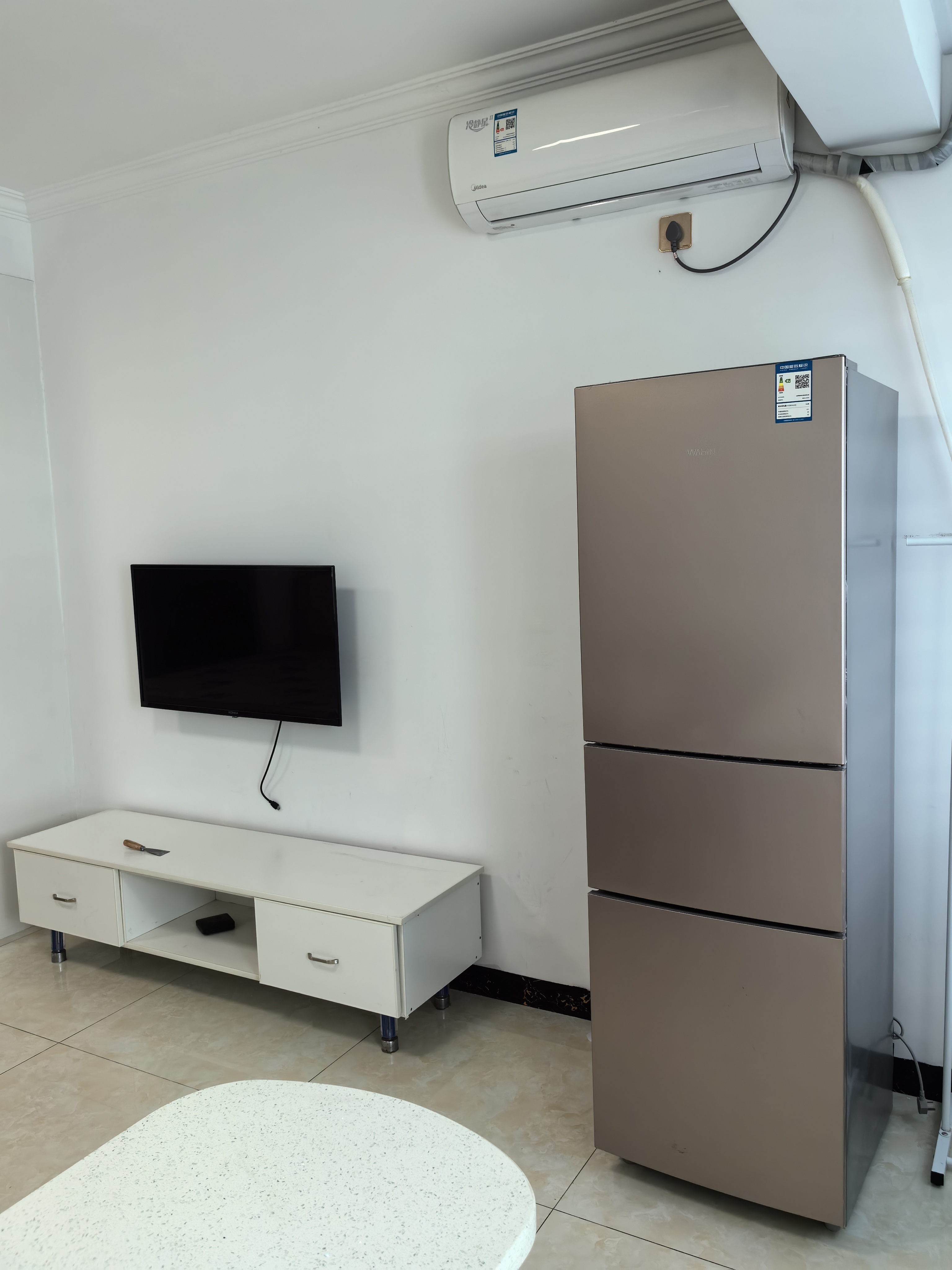 盛世时代广场  1室1厅1卫    1000.0元/月室内图