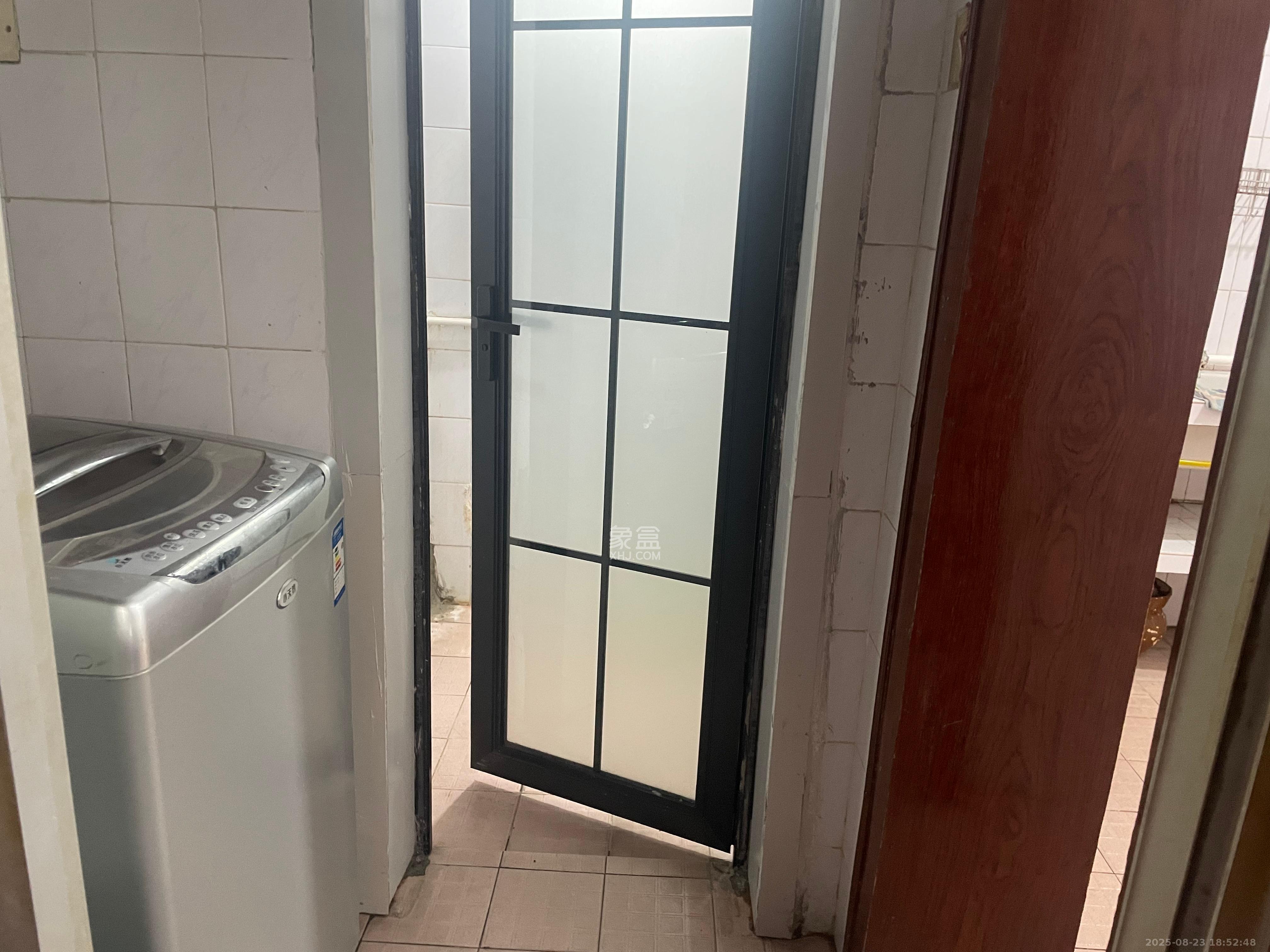 营山佳园 2室1厅1卫 1400.0元/月 营山佳园 2室1厅1卫 1400.0元/月室内图