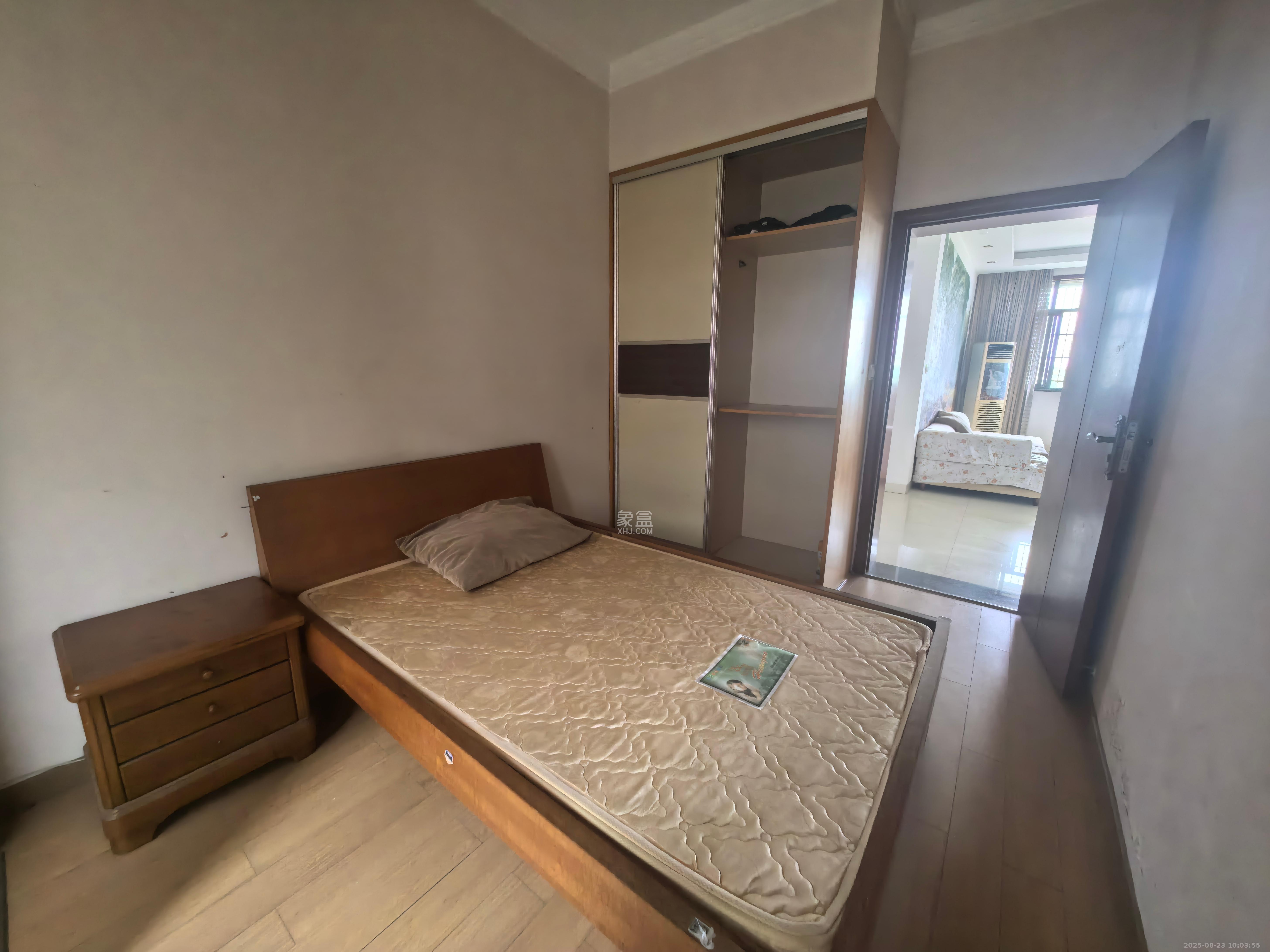 松雅安置小区  4室2厅2卫    1500.0元/月 松雅安置小区  4室2厅2卫    1500.0元/月室内图