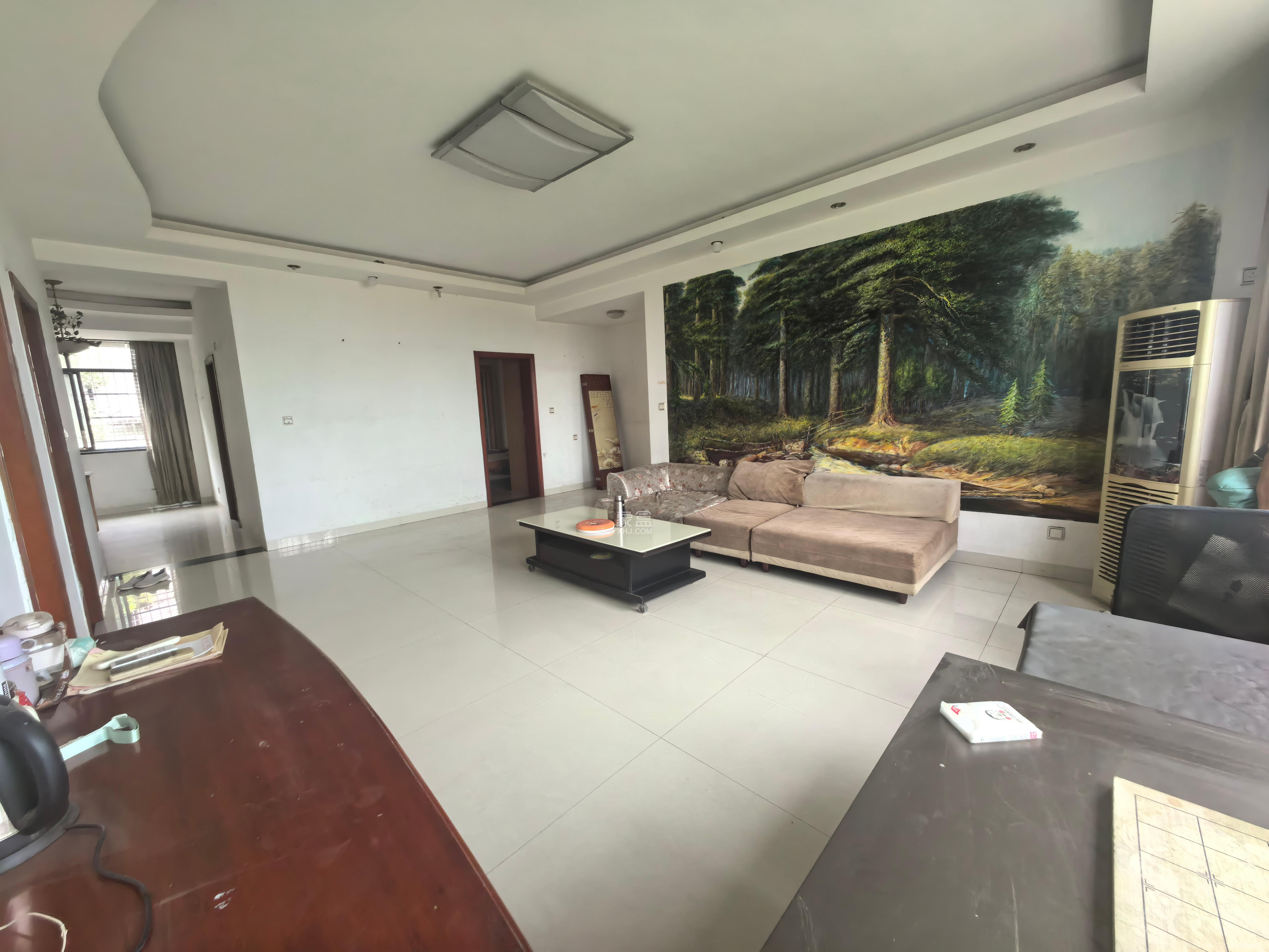 松雅安置小区  4室2厅2卫    1500.0元/月 松雅安置小区  4室2厅2卫    1500.0元/月室内图