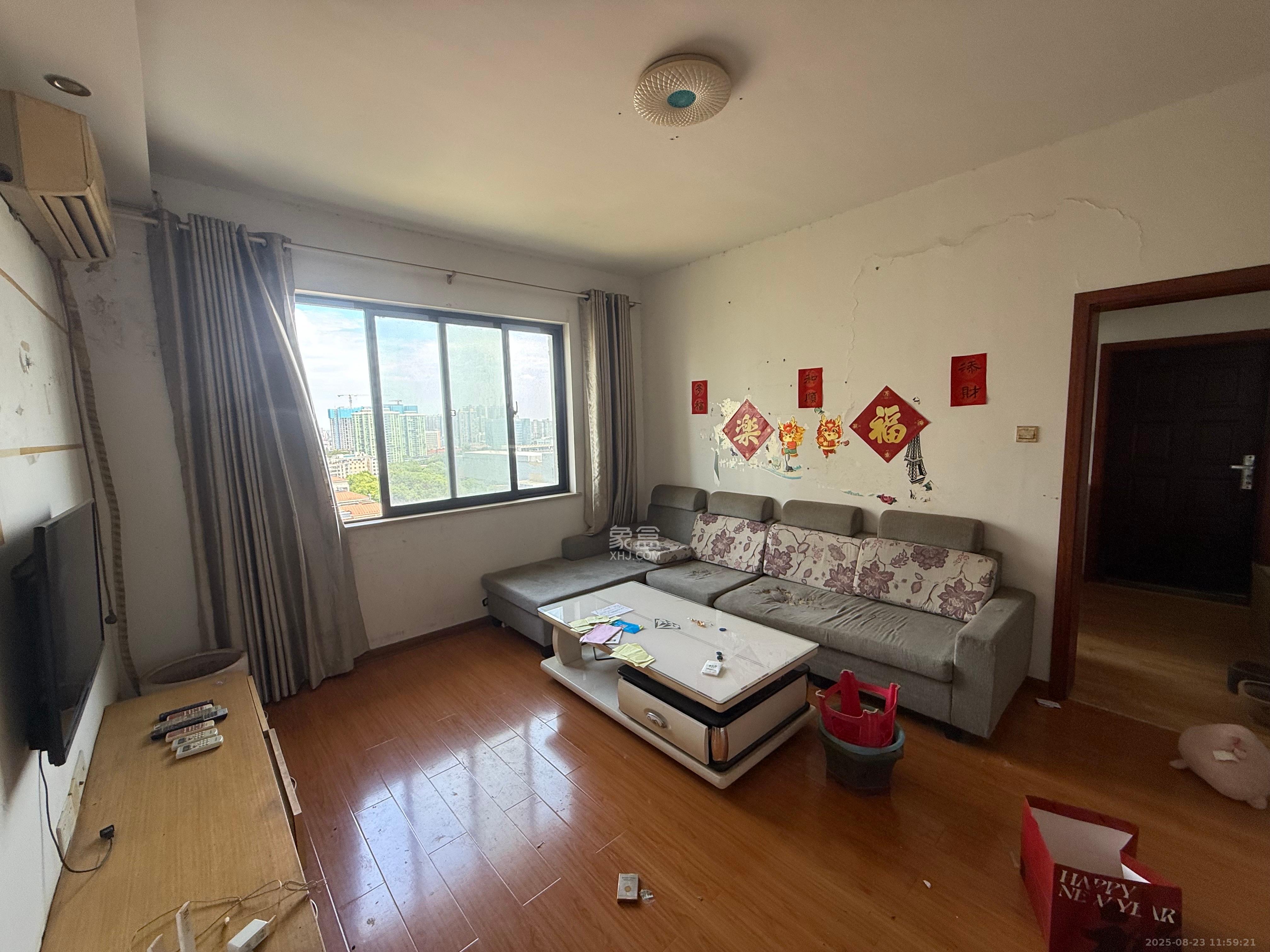 阳光锦城  2室1厅1卫    2200.0元/月 阳光锦城  2室1厅1卫    2200.0元/月室内图