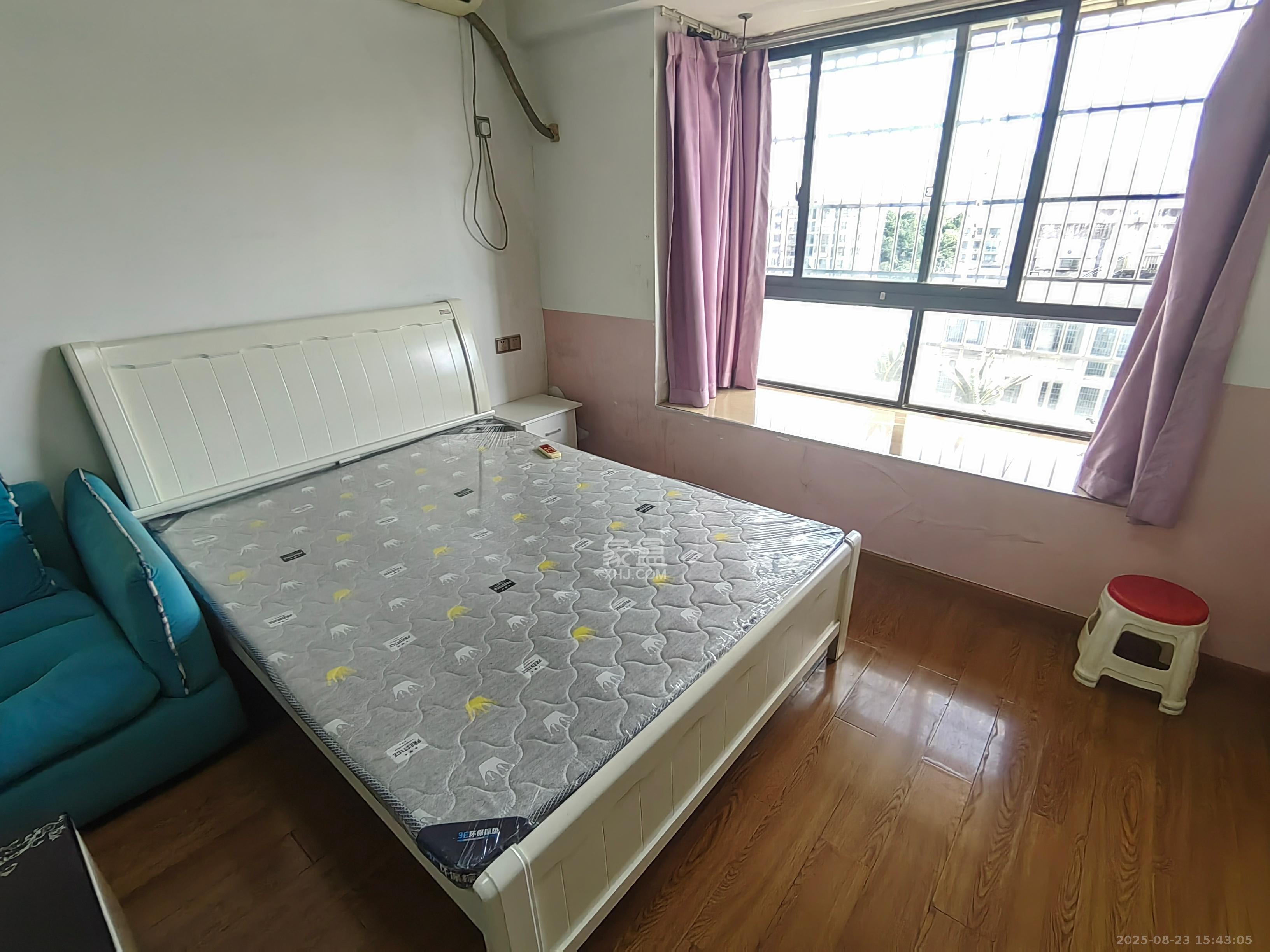 世纪桃花苑 1室0厅1卫 1300.0元/月 世纪桃花苑 1室0厅1卫 1300.0元/月室内图