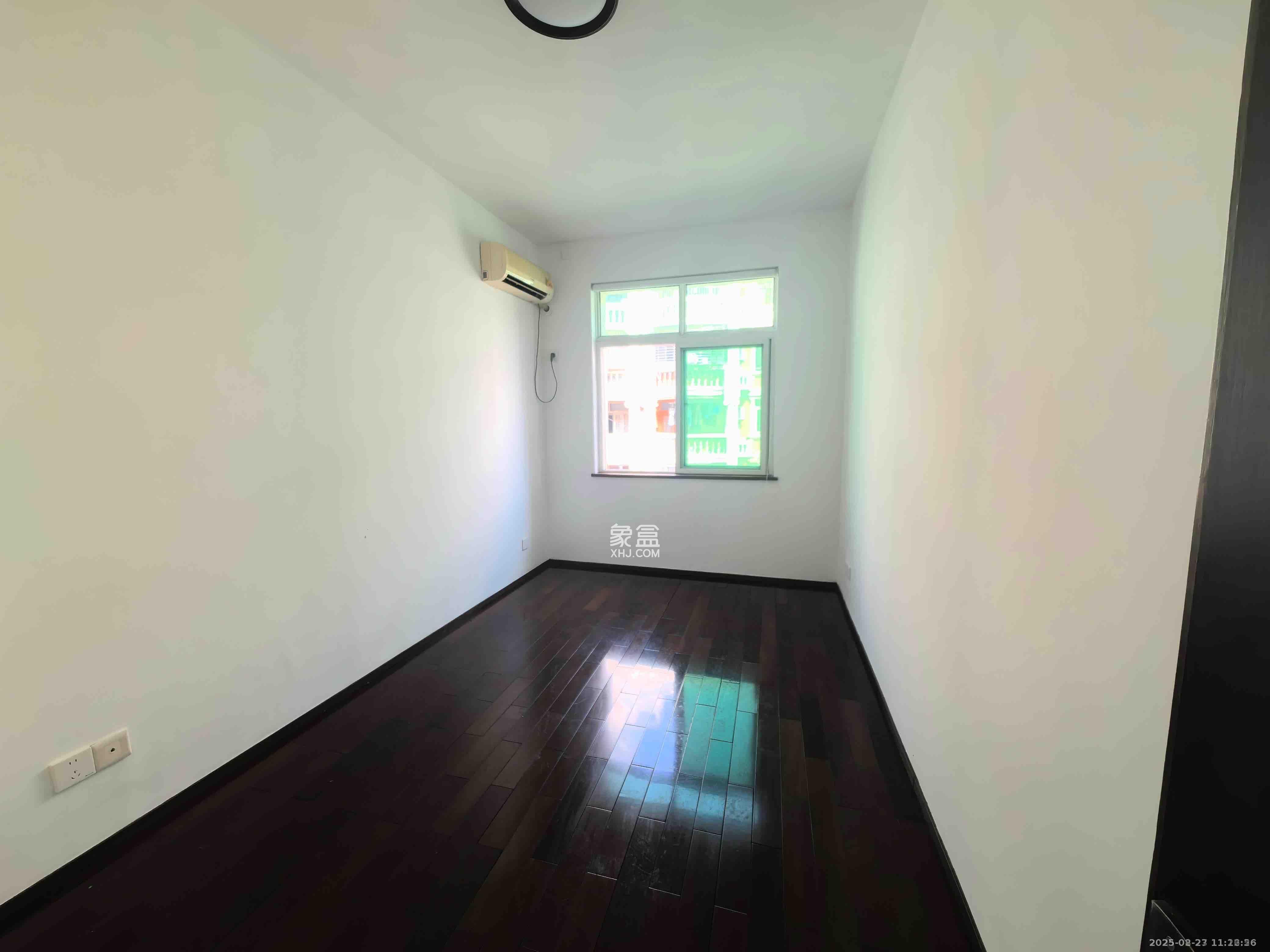 名都花园 4室2厅2卫 3600.0元/月 名都花园 4室2厅2卫 3600.0元/月室内图