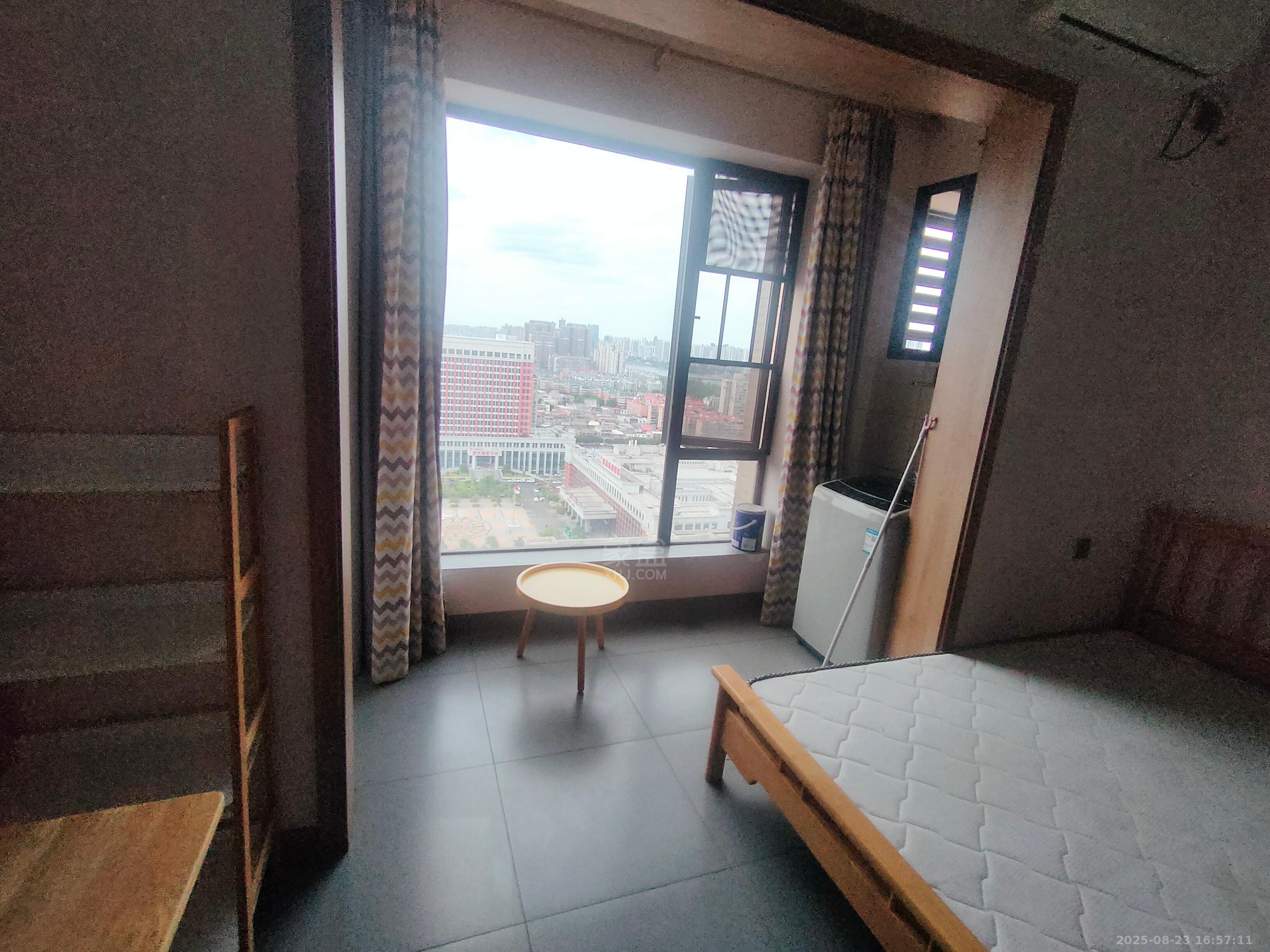 中泰财富湘江 1室0厅0卫 1200.0元/月 中泰财富湘江 1室0厅0卫 1200.0元/月室内图